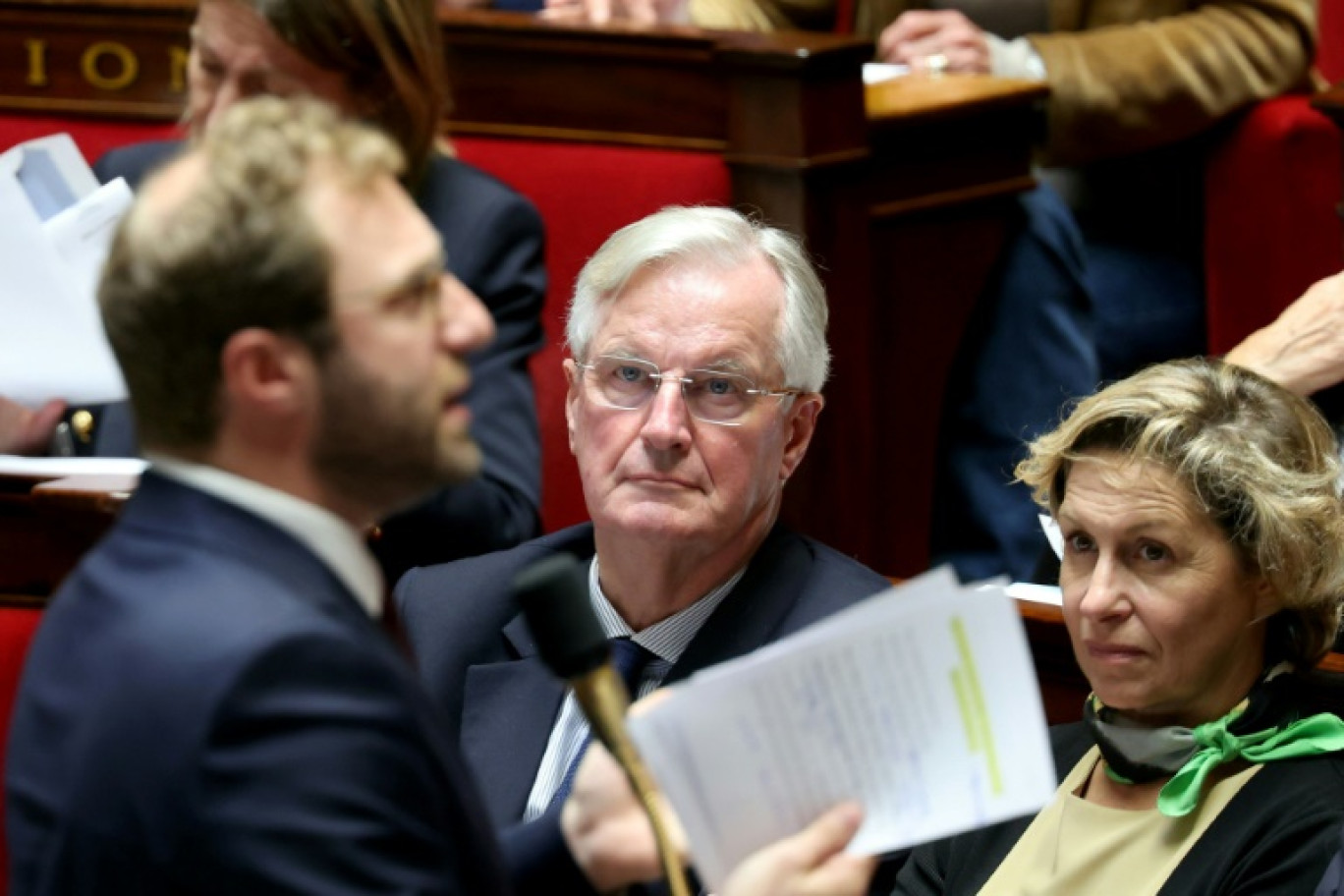 Le rapporteur général du budget, Charles de Courson (g) et le président de la Commission des Finances Eric Coquerel lors d'une séance de débat sur la première partie du projet de loi de finances 2025 à l'Assemblée nationale, le 21 octobre 2024 à Paris © Ludovic MARIN