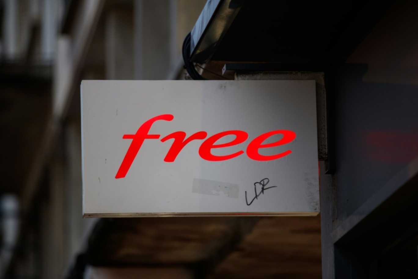Le pirate qui avait mis en vente les données personnelles de 19,2 millions de clients de Free a annoncé les avoir vendues © Sameer Al-DOUMY
