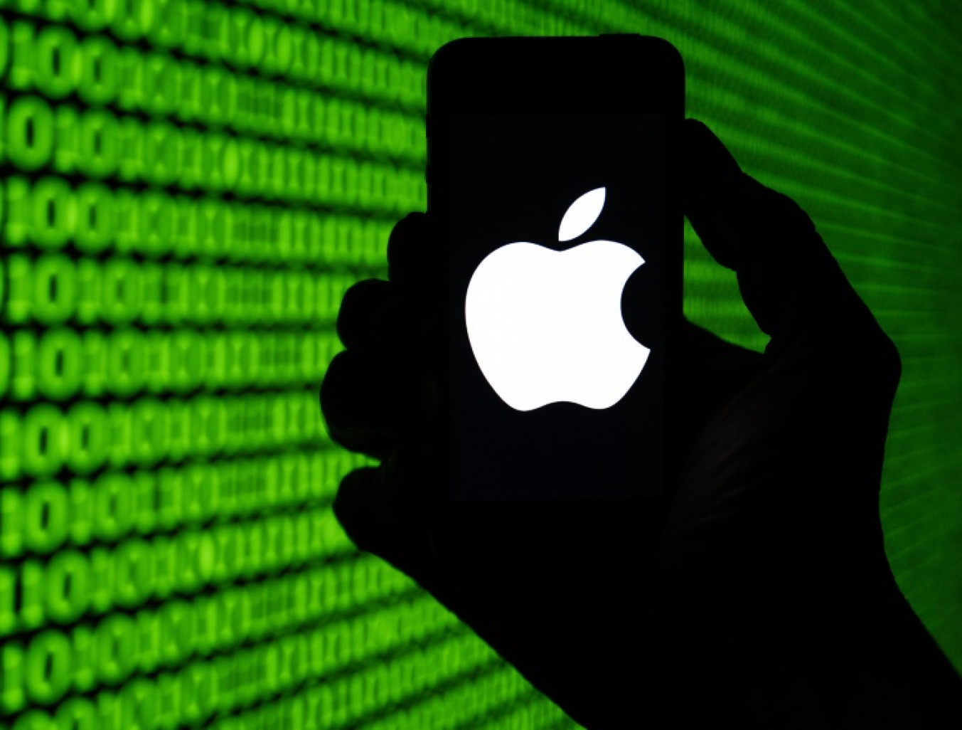 l'Etat congolais a déposé plainte en France et en Belgique contre des filiales du groupe Apple, accusé d'utiliser dans ses produits des minerais "exploités illégalement" en RDC © SEBASTIEN BOZON