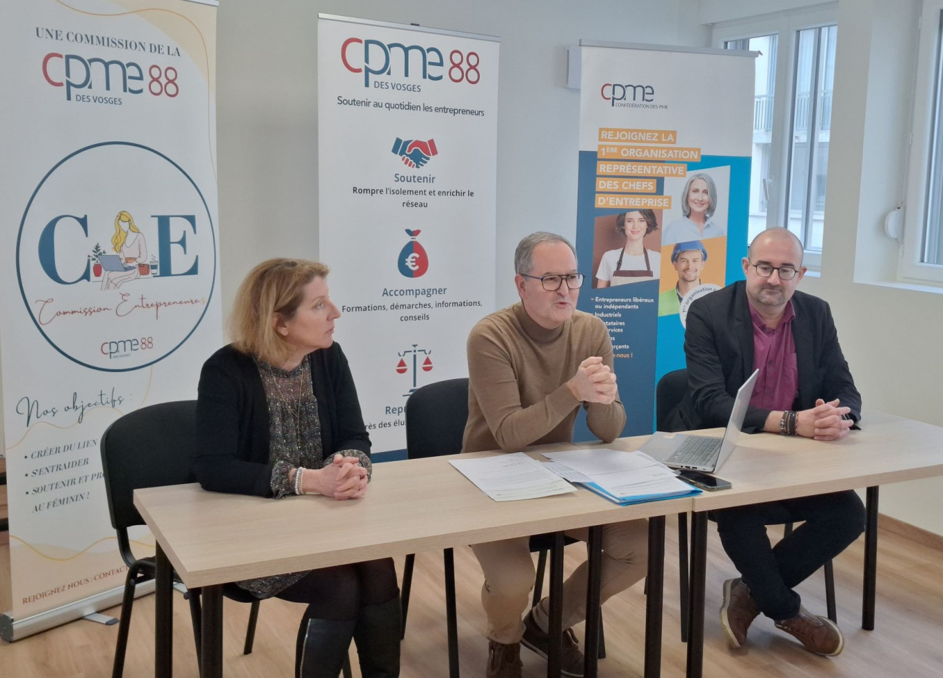 © CPME 88. «Aujourd’hui, il y a une véritable reconnaissance dans nos actions pour défendre les intérêts des TPE et des PME et répondre à leurs problématiques quotidiennes», assure Cédric Roost (au centre), le président de la CPME des Vosges.