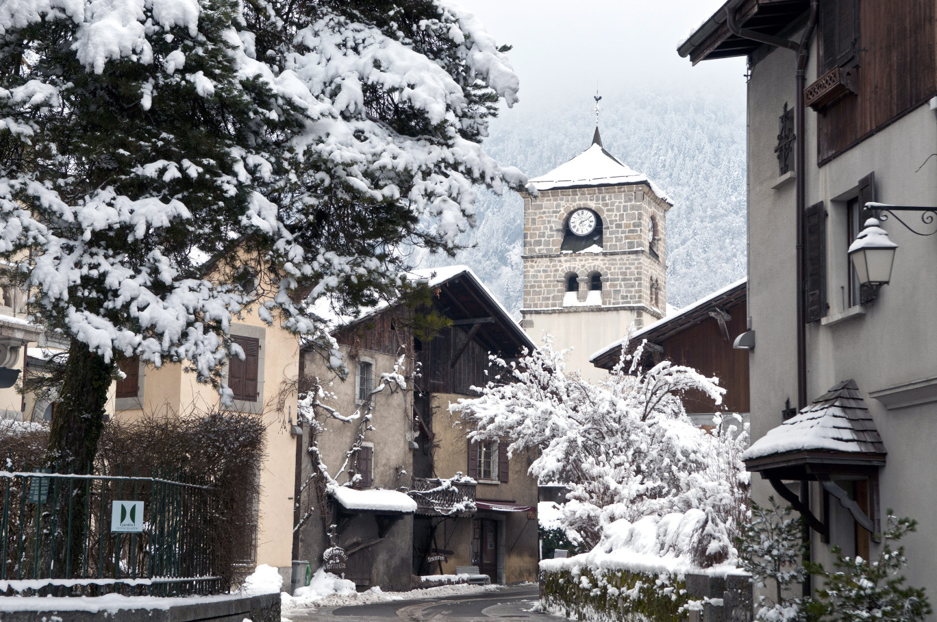 Le village de Samoëns. © OT_Samoëns