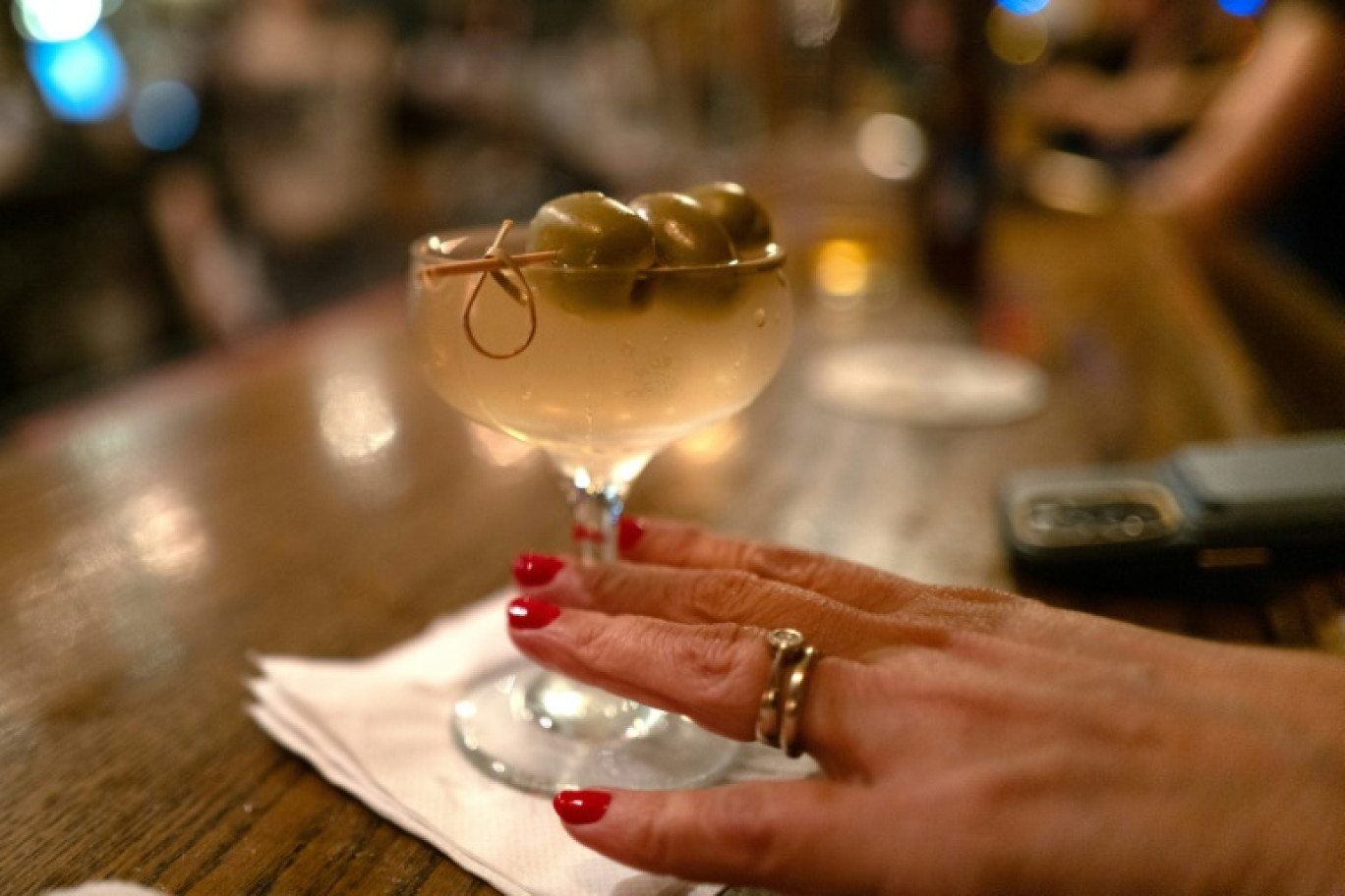 Environ 8.000 des 61.000 nouveaux cancers du sein par an sont dus à l'alcool et boire un verre par jour suffit à accroître le risque © SPENCER PLATT
