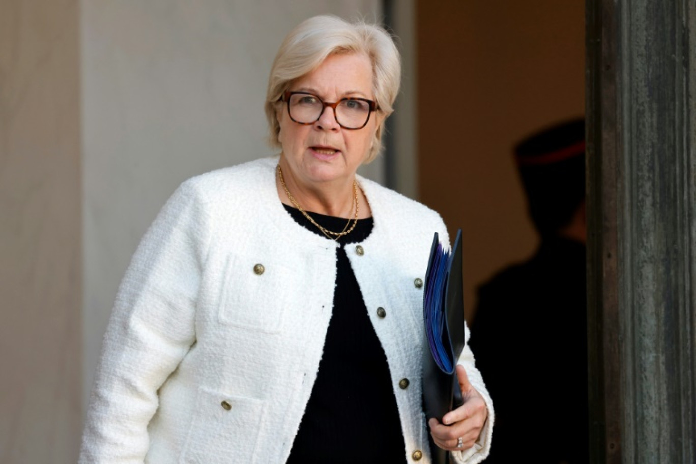 La ministre de la Santé Catherine Vautrin est "favorable" à la prolongation du mandat de la Commission sur les violences sexuelles faites aux enfants (Ciivise) et "sensible" à une dizaine de ses propositions © Ludovic MARIN