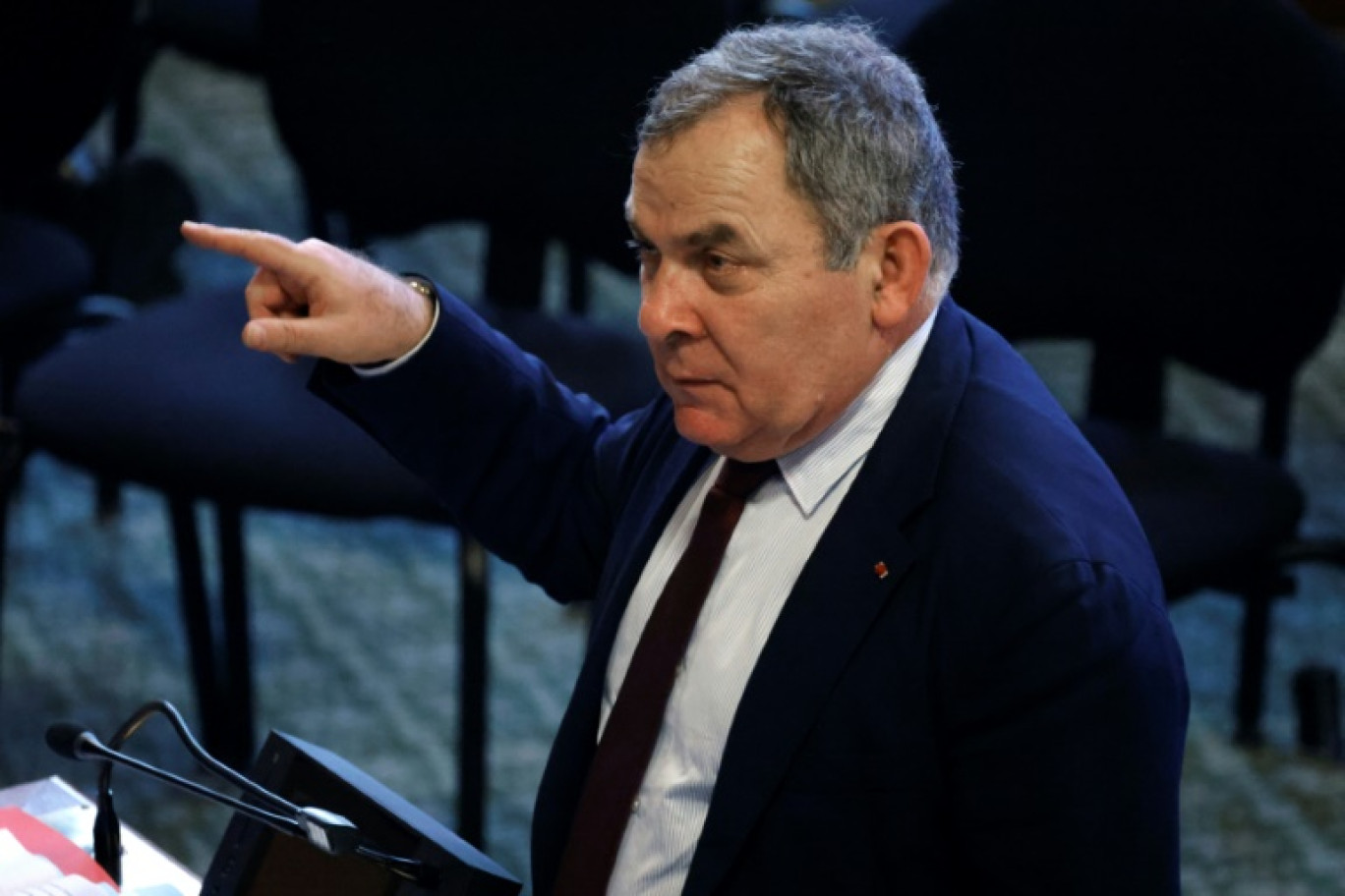 L'ancien maire du 16e arrondissement de Paris et sénateur Francis Szpiner à l'hôtel de ville de Paris le 12 décembre 2023 © Ludovic MARIN