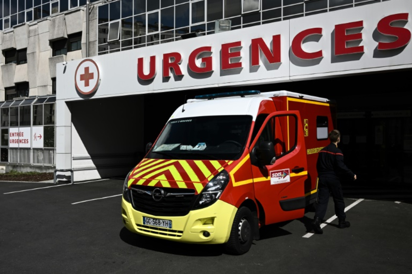 Les durées des passages aux urgences ont nettement augmenté en 10 ans, avec une progression de 45 minutes de la durée médiane des séjours, selon un baromètre de la Drees © Philippe LOPEZ