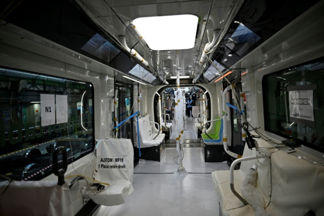 L'intérieur du nouveau métro parisien, le MF19, au centre de maintenance de la RATP à Bobigny, le 14 février 2025 en Seine-Saint-Denis © JULIEN DE ROSA
