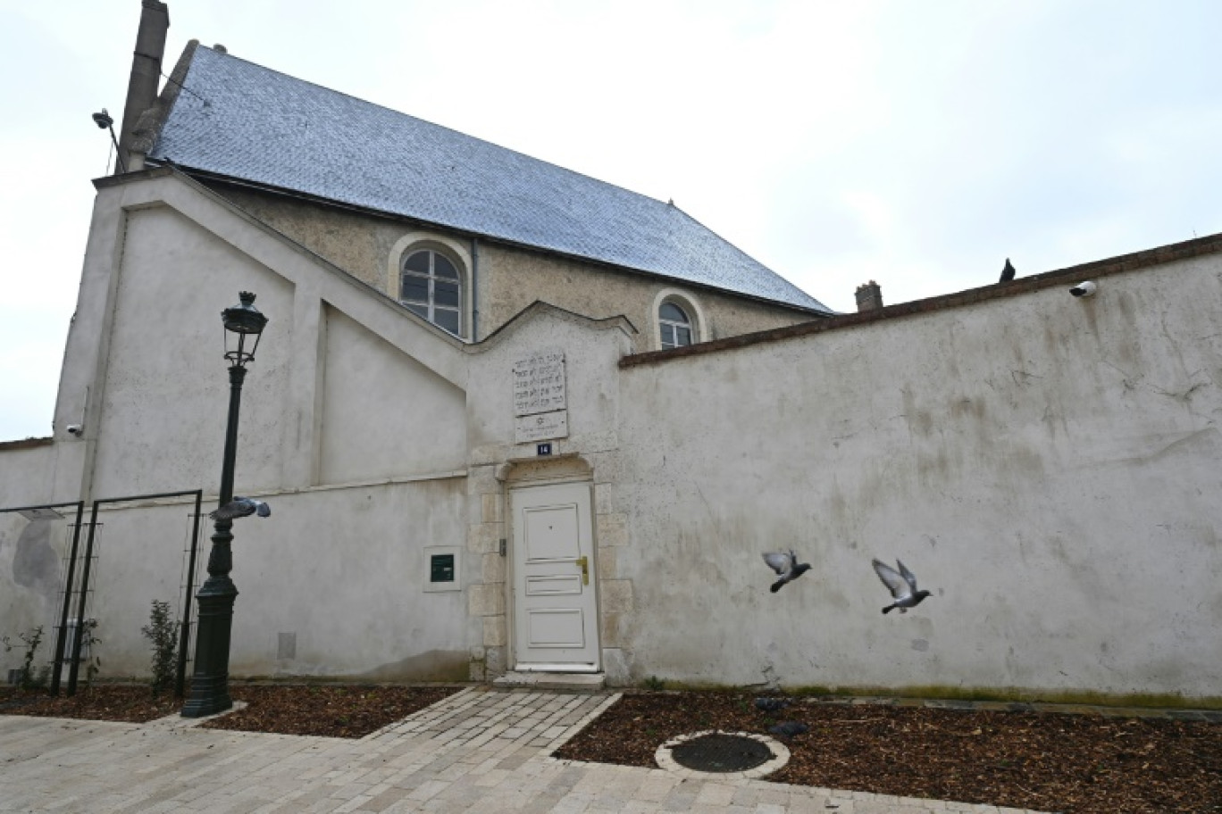 L'entrée de la synagogue d'Orléans, le 23 mars 2025 dans le Loiret © JEAN-FRANCOIS MONIER