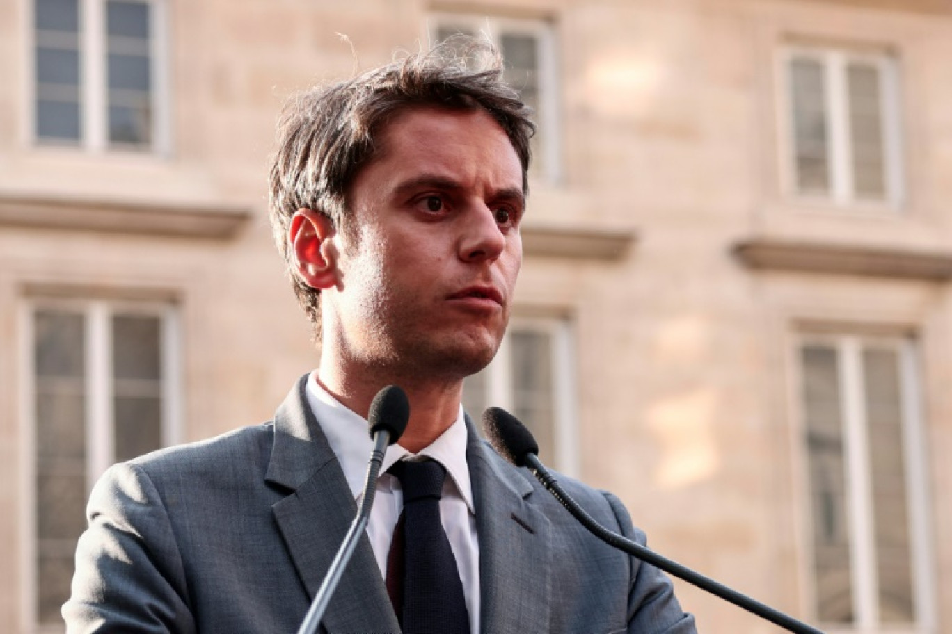 L'ancien Premier ministre Gabriel Attal à Paris le 25 mars 2025 © Thibaud MORITZ