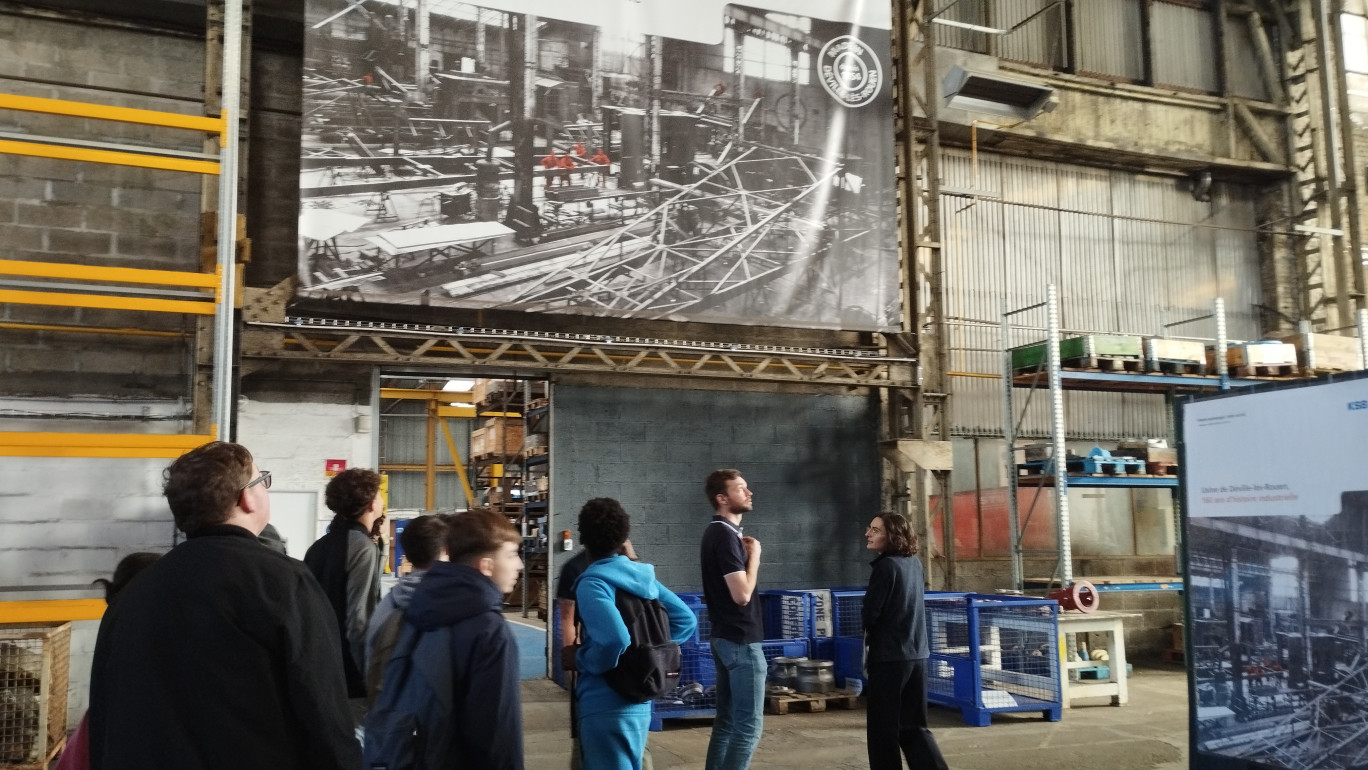 Le 4 avril, 90 jeunes ont découvert l'usine KSB de Déville-lès-Rouen, active depuis 1854. © Aletheia Press / B.Delabre