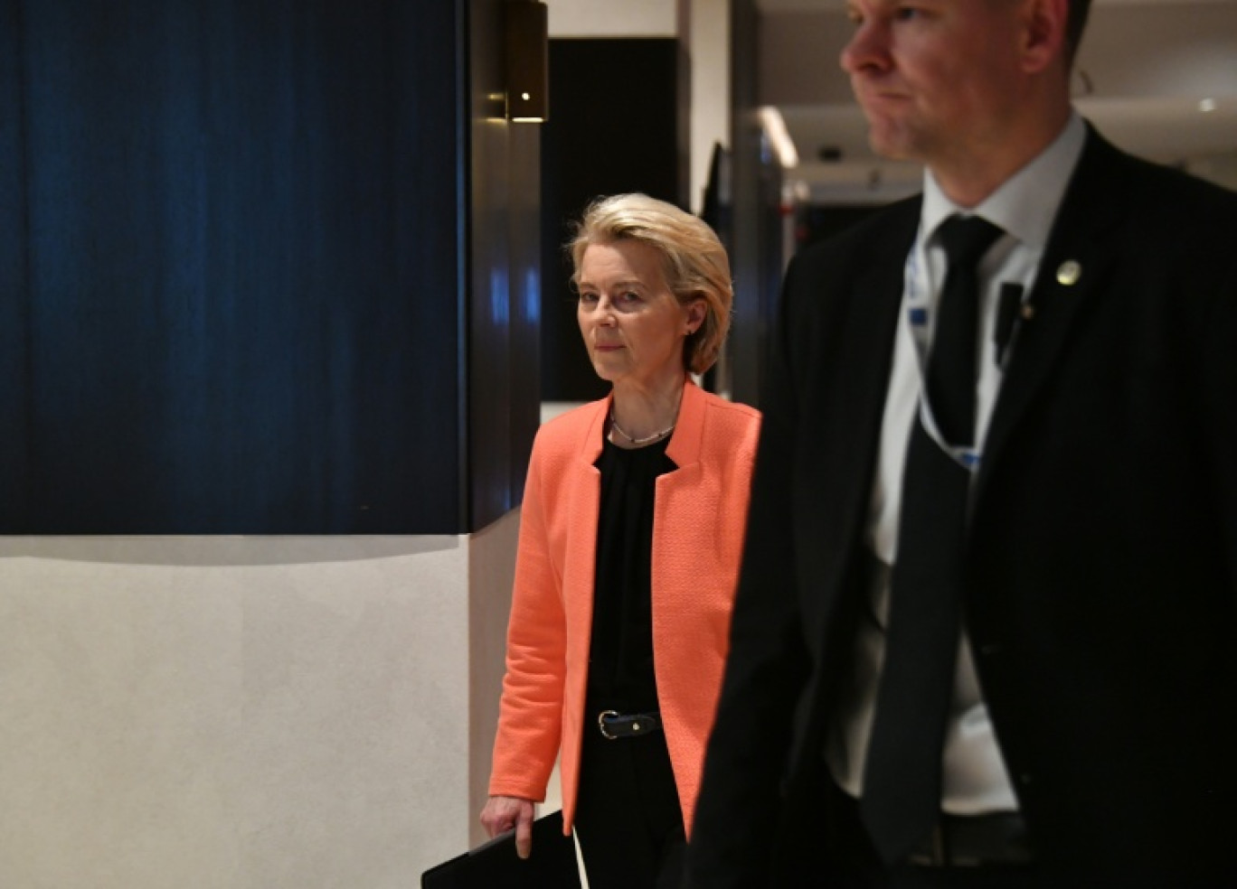 La présidente de la Commission européenne Ursula von der Leyen s'exprime depuis Samarcande le 3 avril 2025 © VYACHESLAV OSELEDKO
