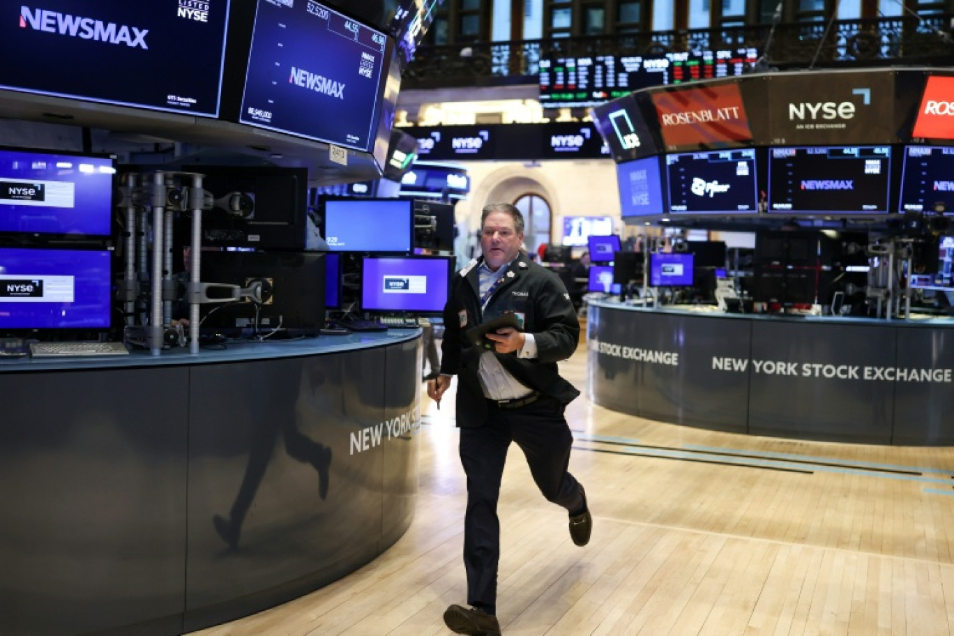 Un opérateur court à la Bourse de New York, le 3 avril 2025 © CHARLY TRIBALLEAU