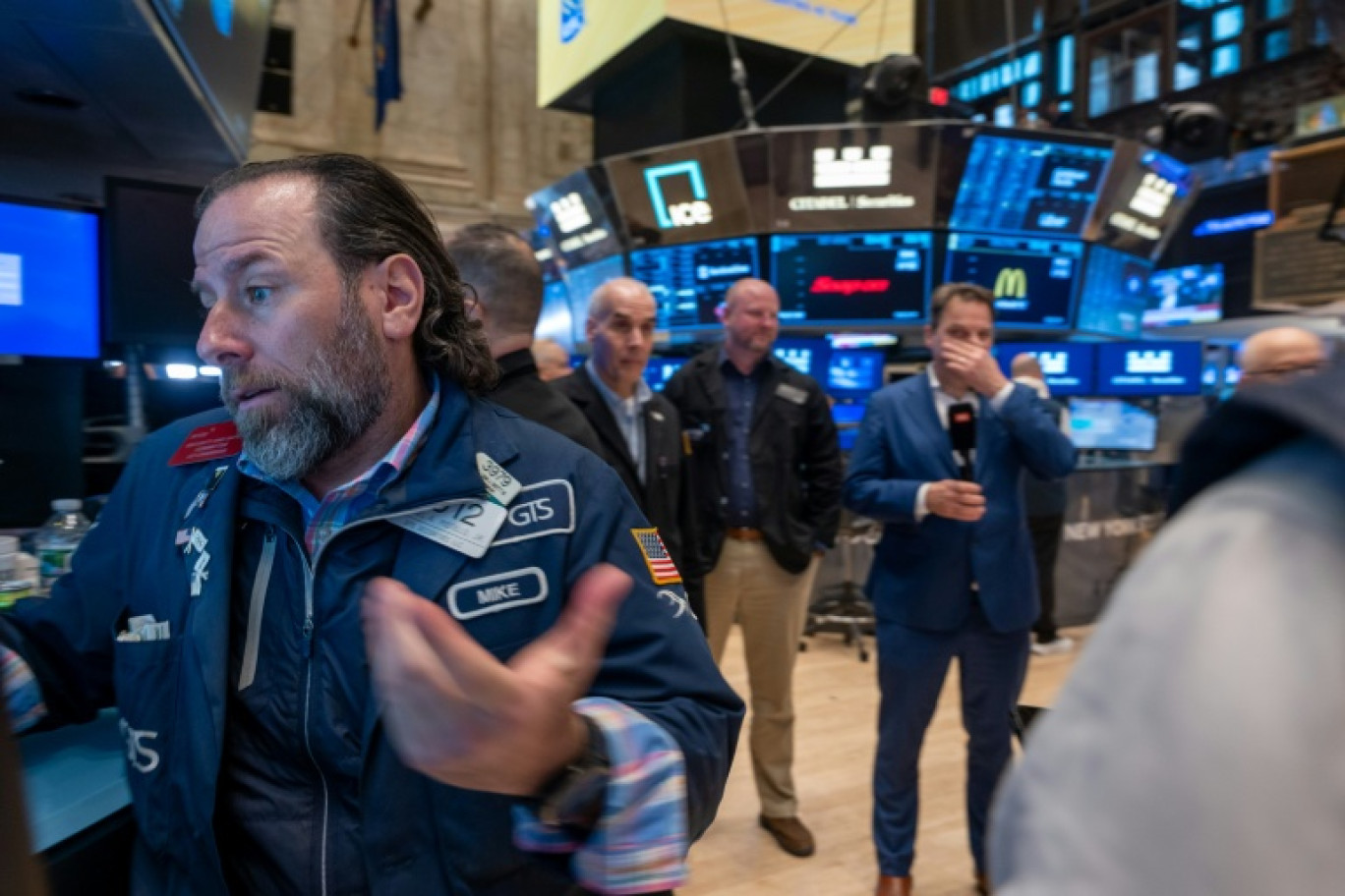 Traders sur le parquet du New York Stock Exchange le 4 avril 2025 © SPENCER PLATT