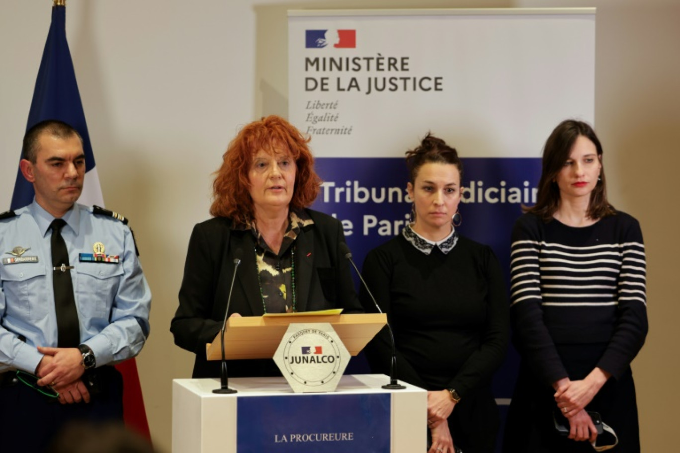 La procureure de la République de Paris Laure Beccuau (C) lors d'une conférence de presse portant sur l'enlèvement du cofondateur de Ledger, le 23 janvier 2025 à Paris © Thibaud MORITZ