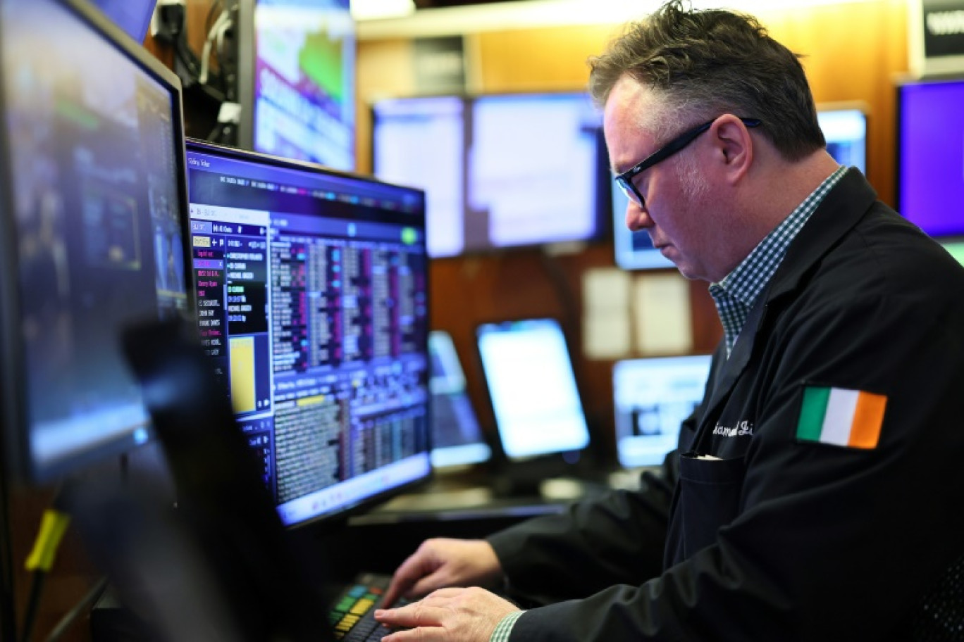 Trader sur le New York Stock Exchange le 11 avril 2025. © Michael M. Santiago