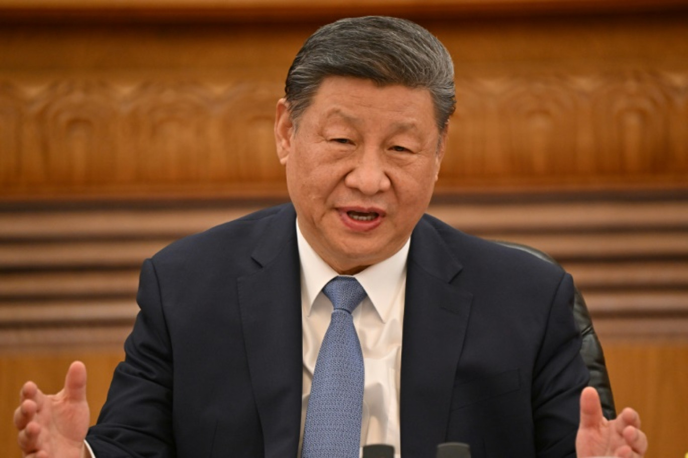 Le président chinois Xi Jinping, le 28 mars 2025 au Grand Palais du peuple, à Pékin © ADEK BERRY