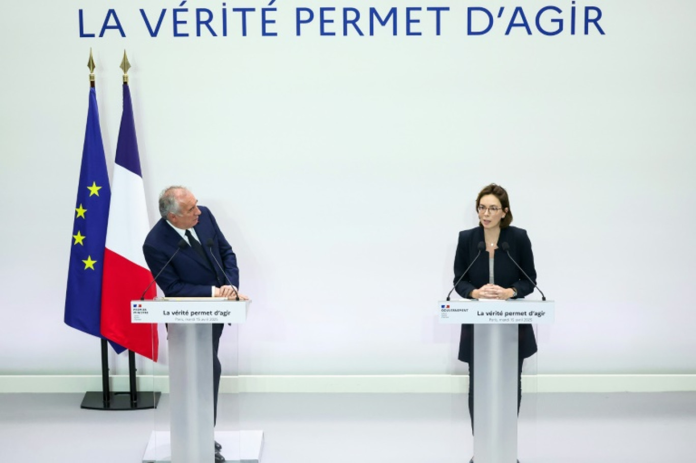 Le Premier ministre François Bayrou et la ministre des Comptes publicss Amélie de Montchalin, lors d'une conférence de presse à Paris, le 15 avril 2025 © Alain JOCARD