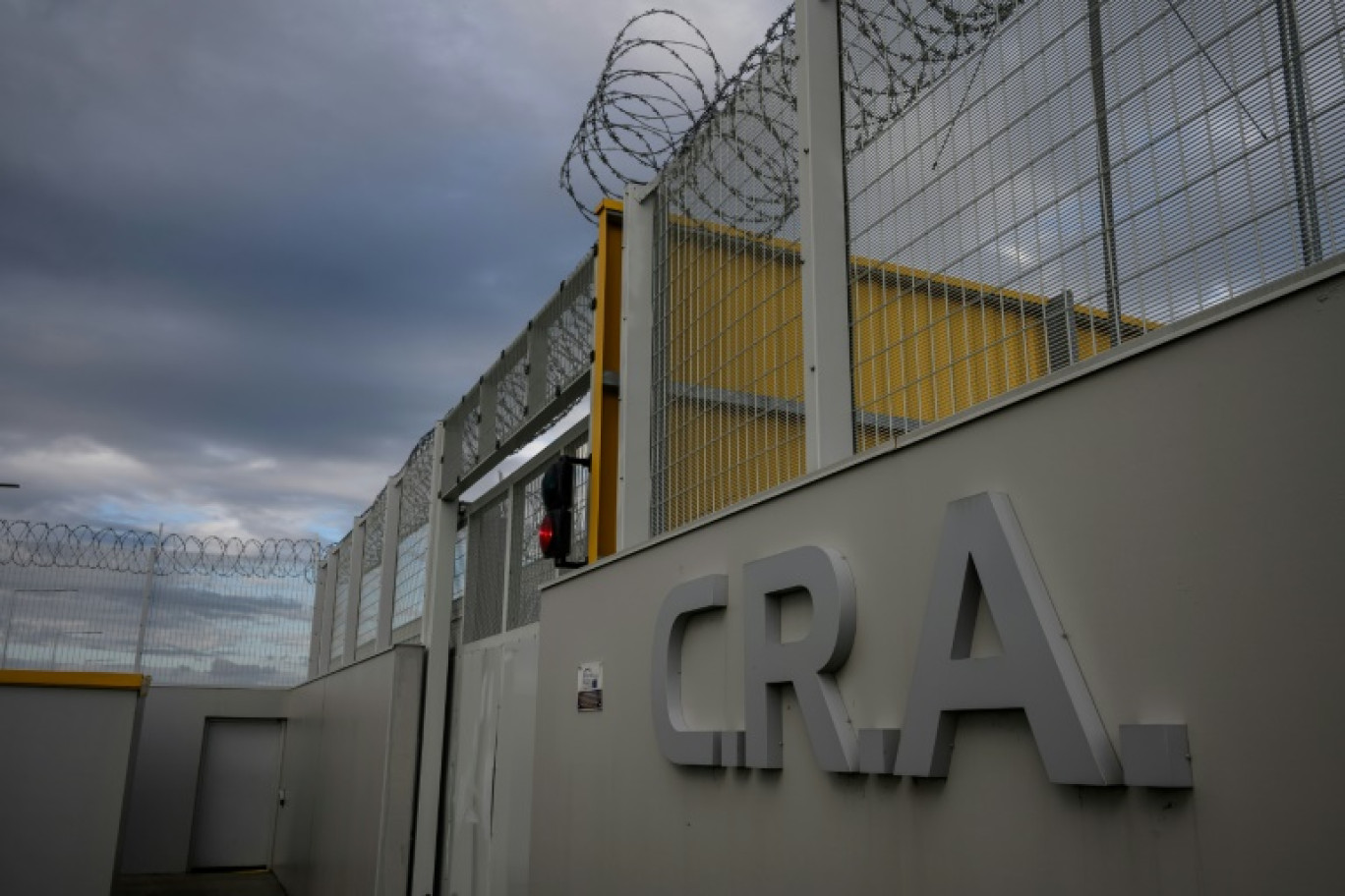 Un Centre de rétention administrative (CRA) à Colombier-Saugnieu, le 24 octobre 2024 dans le Rhône © JEAN-PHILIPPE KSIAZEK