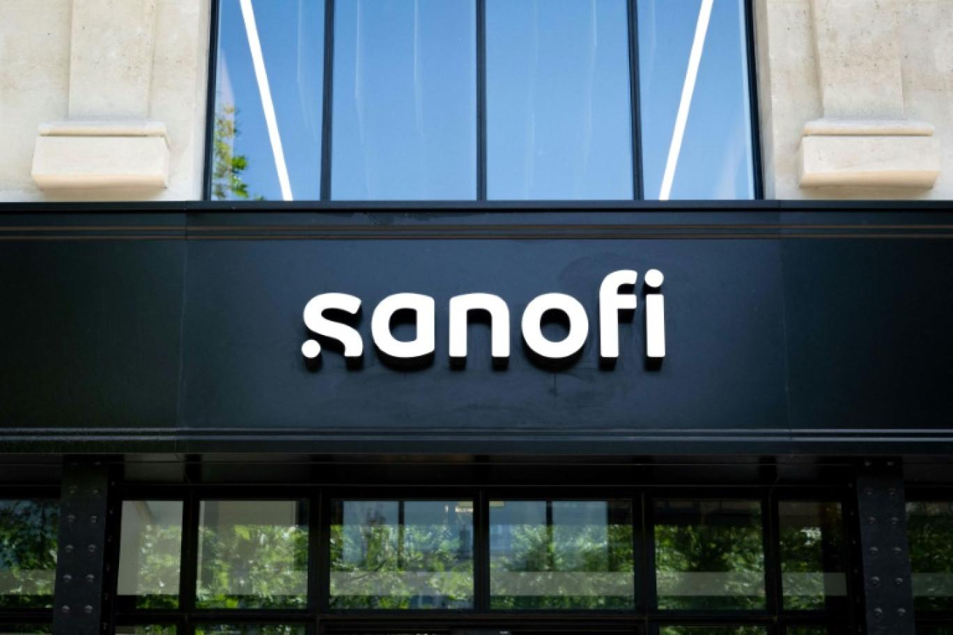 Sanofi pourrait suivre le mouvement des laboratoires pharmaceutiques qui anticipent d'éventuels droits de douane sur les médicaments en investissant aux États-Unis pour y muscler leur production © ALAIN JOCARD