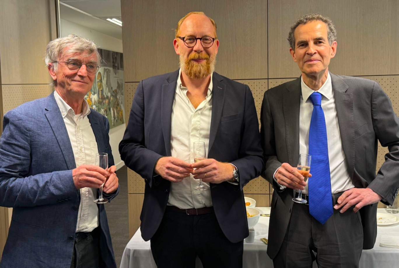 Denis MONTAUT (Fondateur d’EURODECISION), Emmanuel VORILHON (CEO Groupe DECIDEOM) et Ronan BARS (DG EURODECISION)