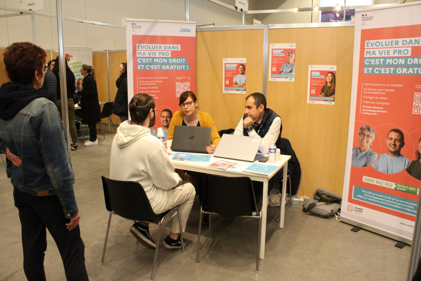 En 2024, 1 100 candidats ont passé les portes du salon de Valenciennes. ©l4m
