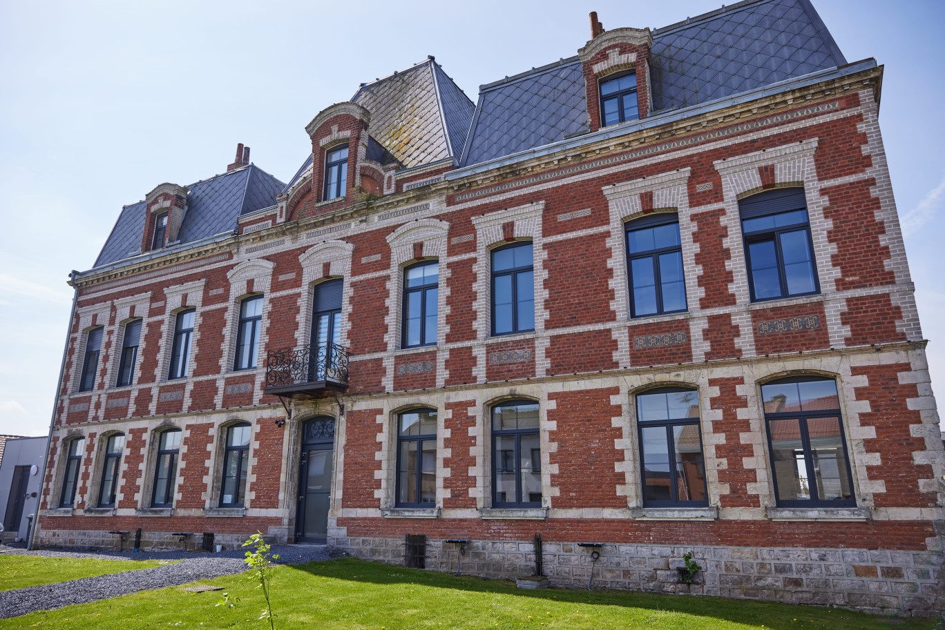 Le Manoir du Monde, à Lieu-Saint-Amand, s'étend sur 800 m². © Lena Heleta