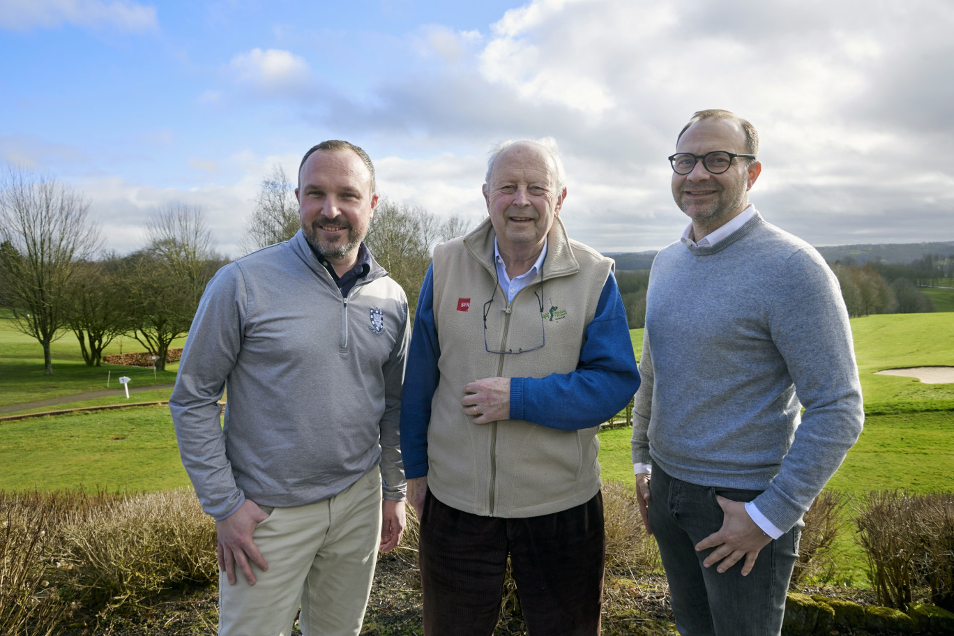 Roger Mortier, directeur de l'Aa Saint-Omer Golf Club, Jean-Jacques Durand, fondateur du club et président de Najeti Hôtels et Golfs, et François Ohlmann, directeur-général associé de Najeti Hôtel et Golfs. ©Christophe Kicien