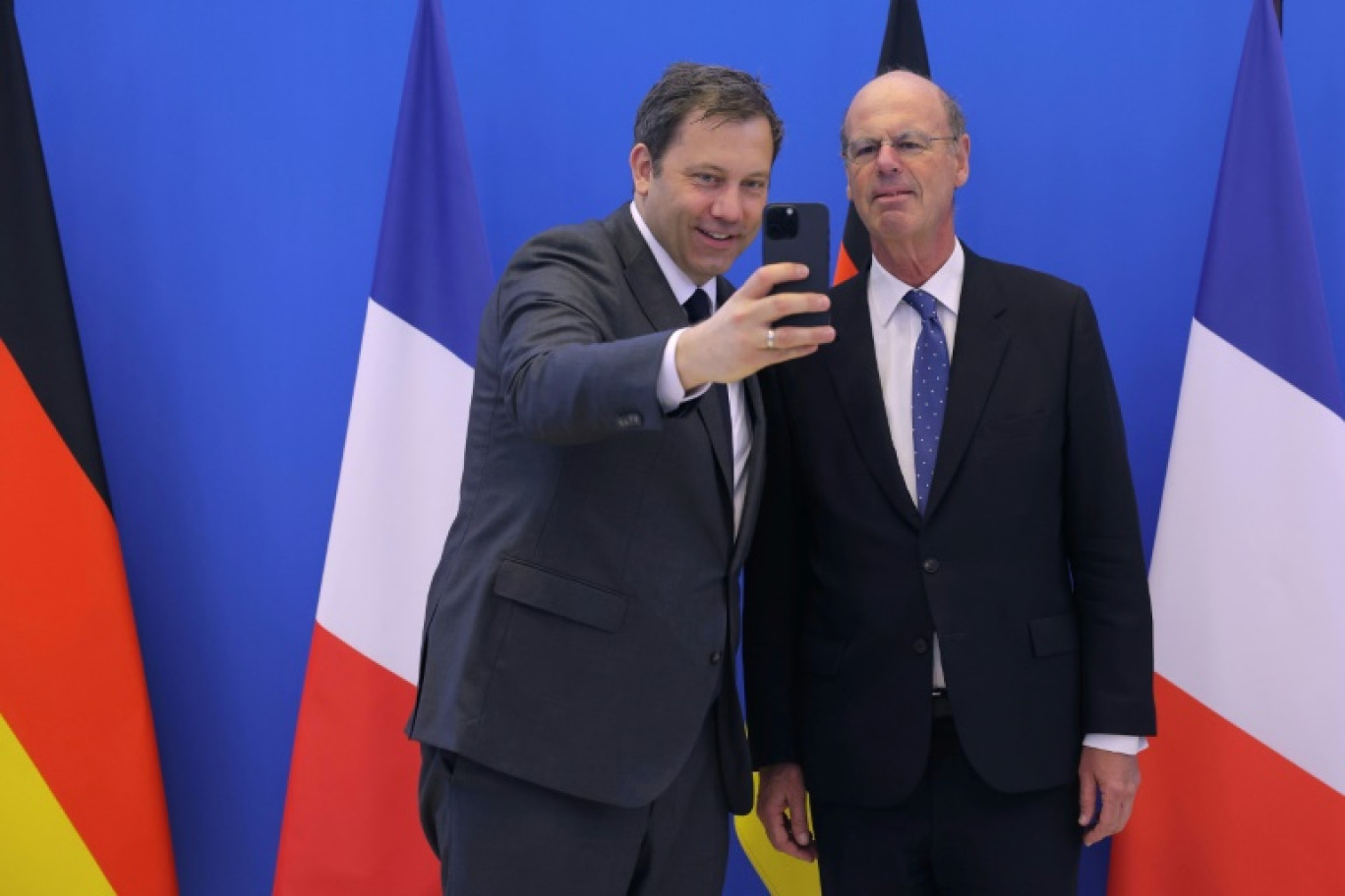 Le vice-chancelier et ministre allemand des Finances Lars Klingbeil et le ministre français de l'Economie Eric Lombard, à Paris le 9 mai 2025 © Thomas SAMSON