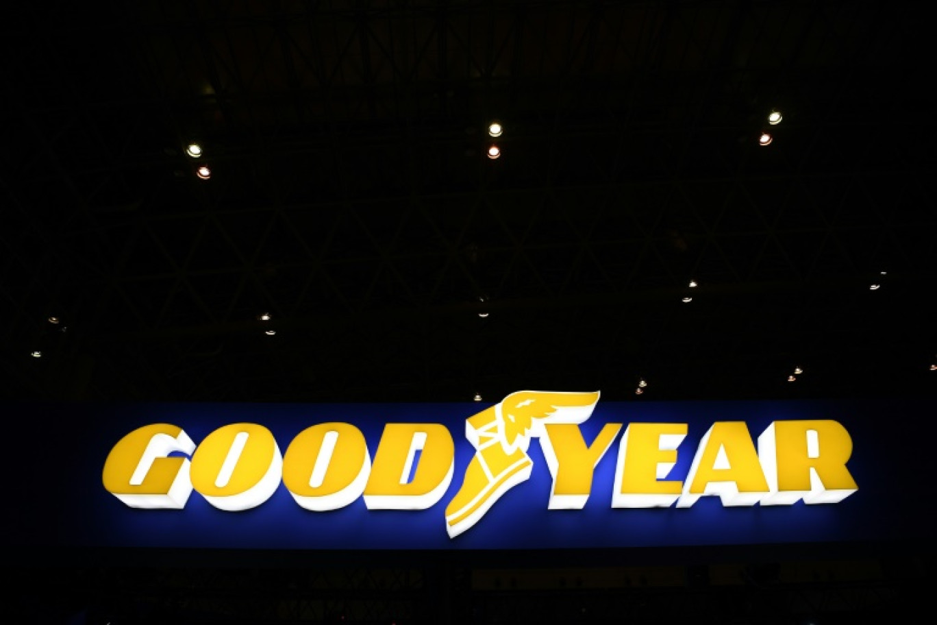 Goodyear, soupçonné d'avoir dissimulé les défauts de certains de ses pneus à l'origine d'accidents mortels, est convoqué à partir de mardi par un juge d'instruction de Besançon en vue d'une éventuelle mise en examen © CHARLY TRIBALLEAU