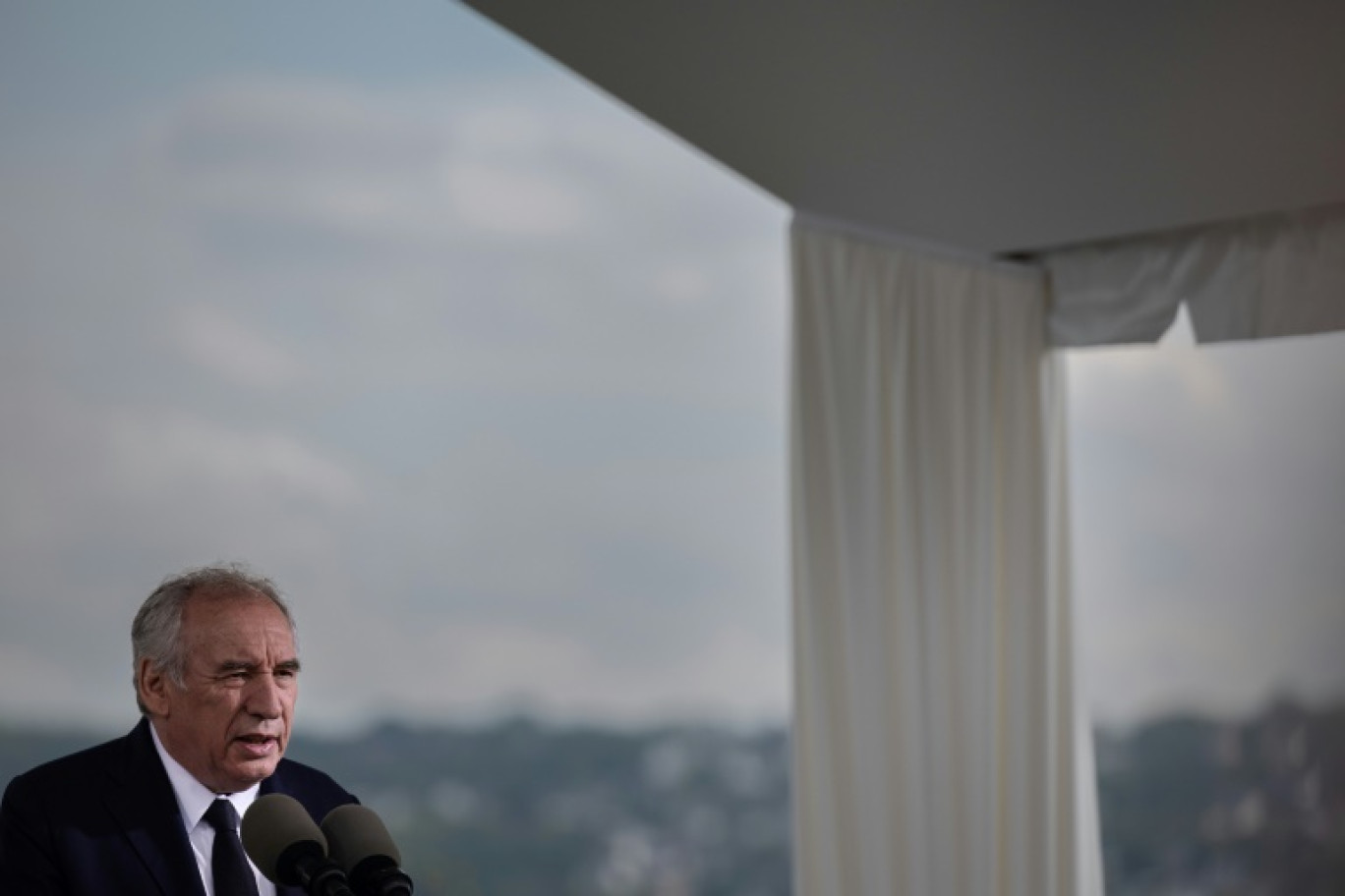Le Premier ministre français François Bayrou prononce un discours à Brest, dans l'ouest de la France, le 10 mai 2025 © Fred TANNEAU