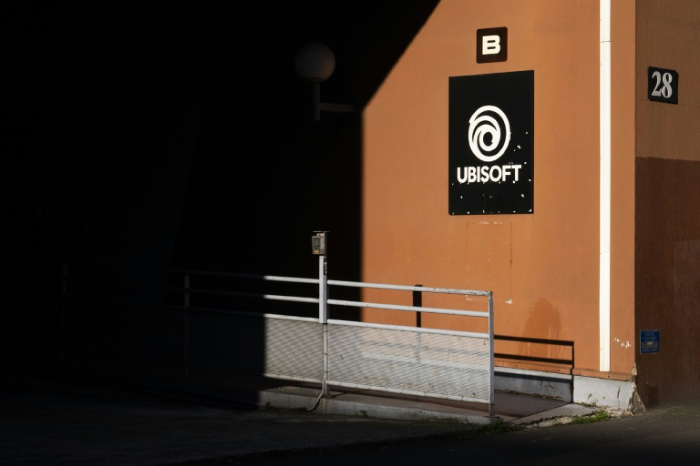 Un assassin qui a fait du bien: l'éditeur de jeux vidéo Ubisoft devrait dévoiler mercredi des résultats annuels "à l'équilibre", sauvés in extremis par le dernier volet de sa série phare "Assassin's Creed" © Martin LELIEVRE