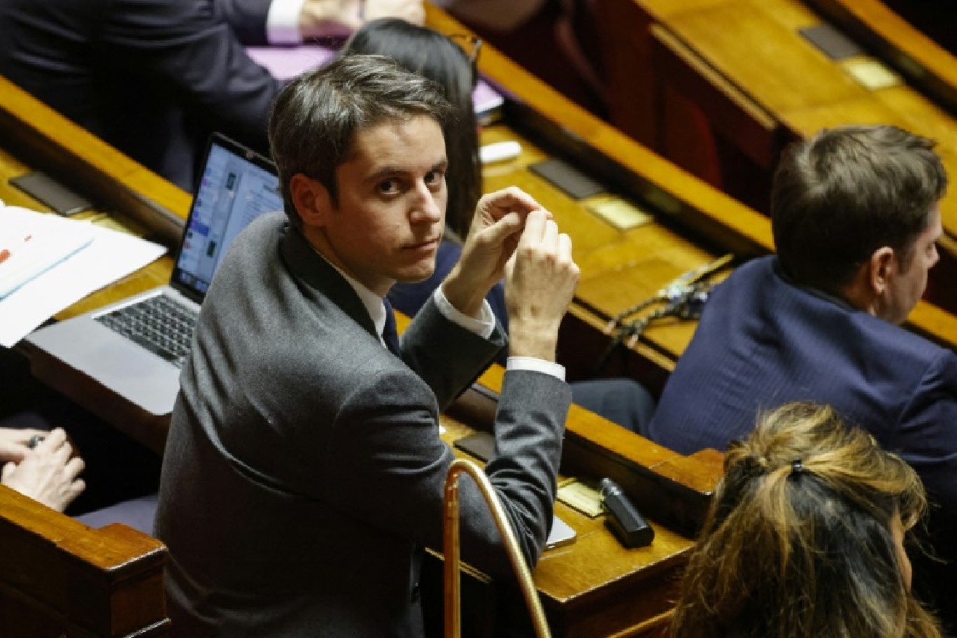 Le député et président du groupe Ensemble pour la République à l'Assemblée Gabriel Attal, le 20 janvier 2025 dans l'hémicycle à Paris © LUDOVIC MARIN