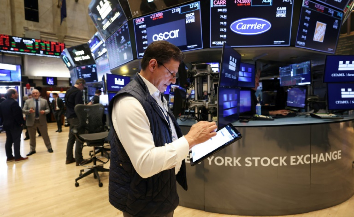Un opérateur à la Bourse de New York, le 19 mai 2025. © TIMOTHY A. CLARY