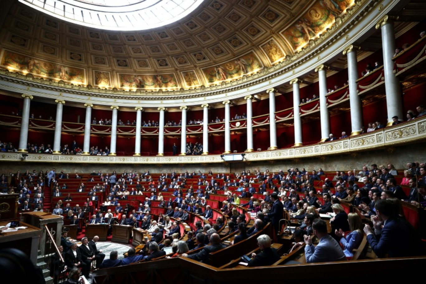 Les députés ont supprimé vendredi une disposition du texte relatif au droit à l'aide à mourir, selon laquelle les patients qui y auraient recours seraient ensuite "réputés décédés de mort naturelle" sur leurs certificats de décès © Anne-Christine POUJOULAT