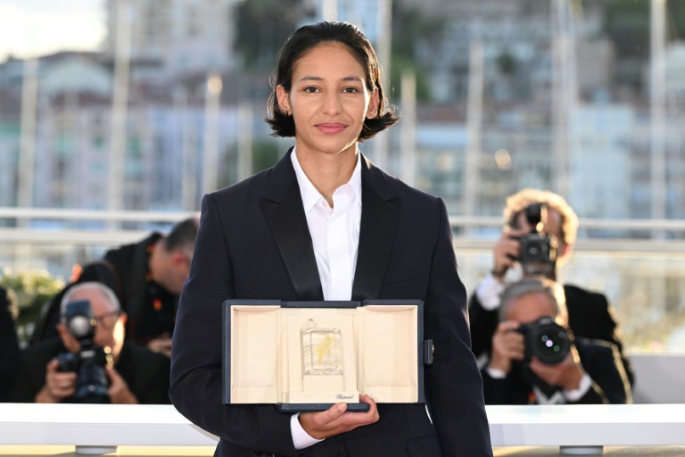 Nadia Melliti, Prix d'interprétation féminine au Festival de Cannes, le 24 mai 2025 pour son rôle dans le film "La Petite derniere" © Miguel MEDINA