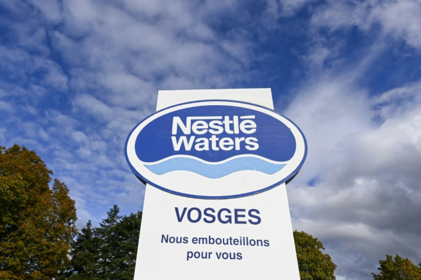 Le procès de Nestlé Waters pour des décharges sauvages de déchets polluants dans les Vosges, a été reporté au mois de novembre 2025 © JEAN-CHRISTOPHE VERHAEGEN