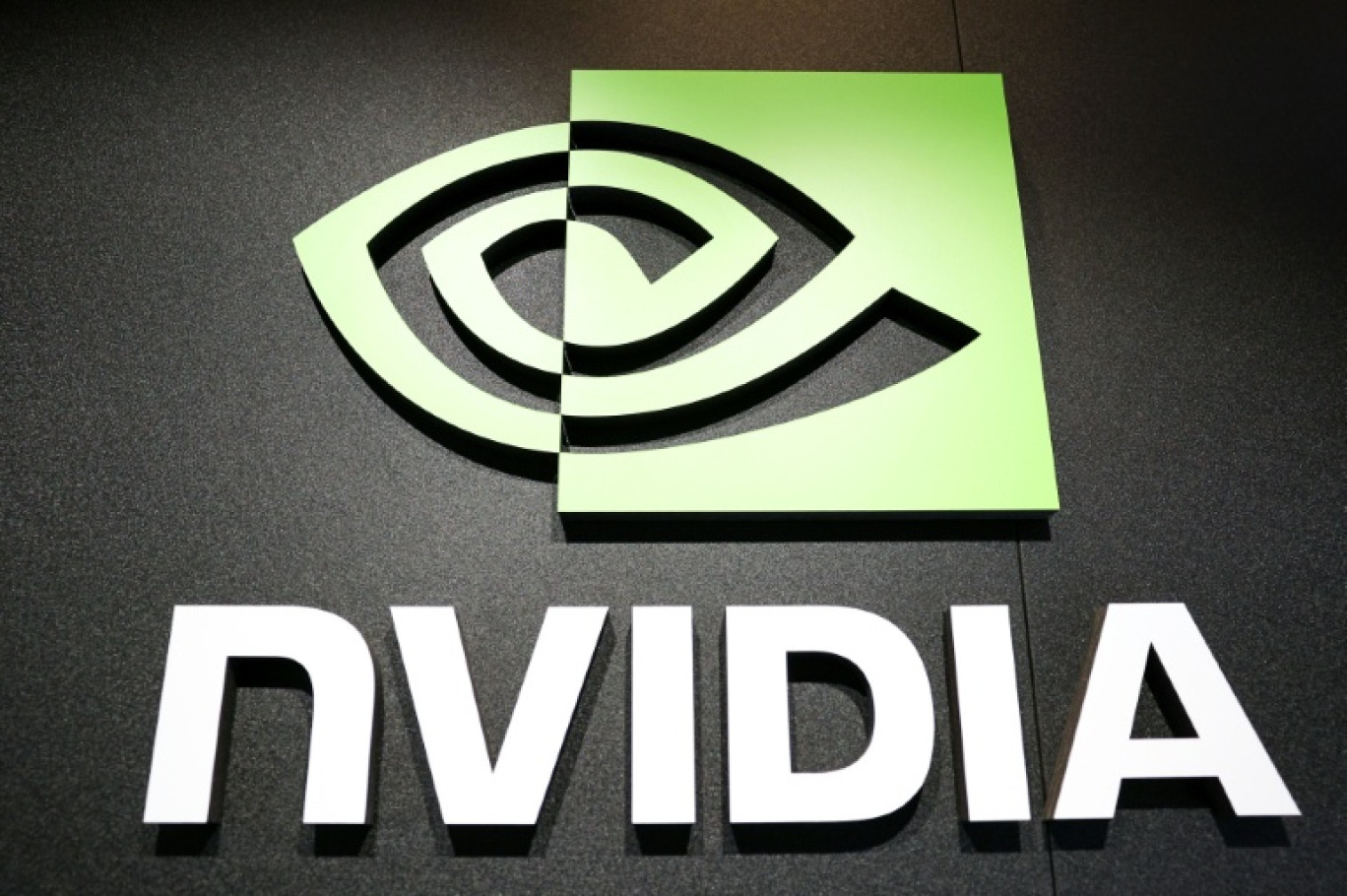 Le chiffre d'affaires du champion des GPU, des microprocesseurs surpuissants adaptés au développement de l'intelligence artificielle (IA) générative, ressort à 44,1 milliards de dollars sur les trois mois allant de fin janvier à fin avril. © I-HWA CHENG