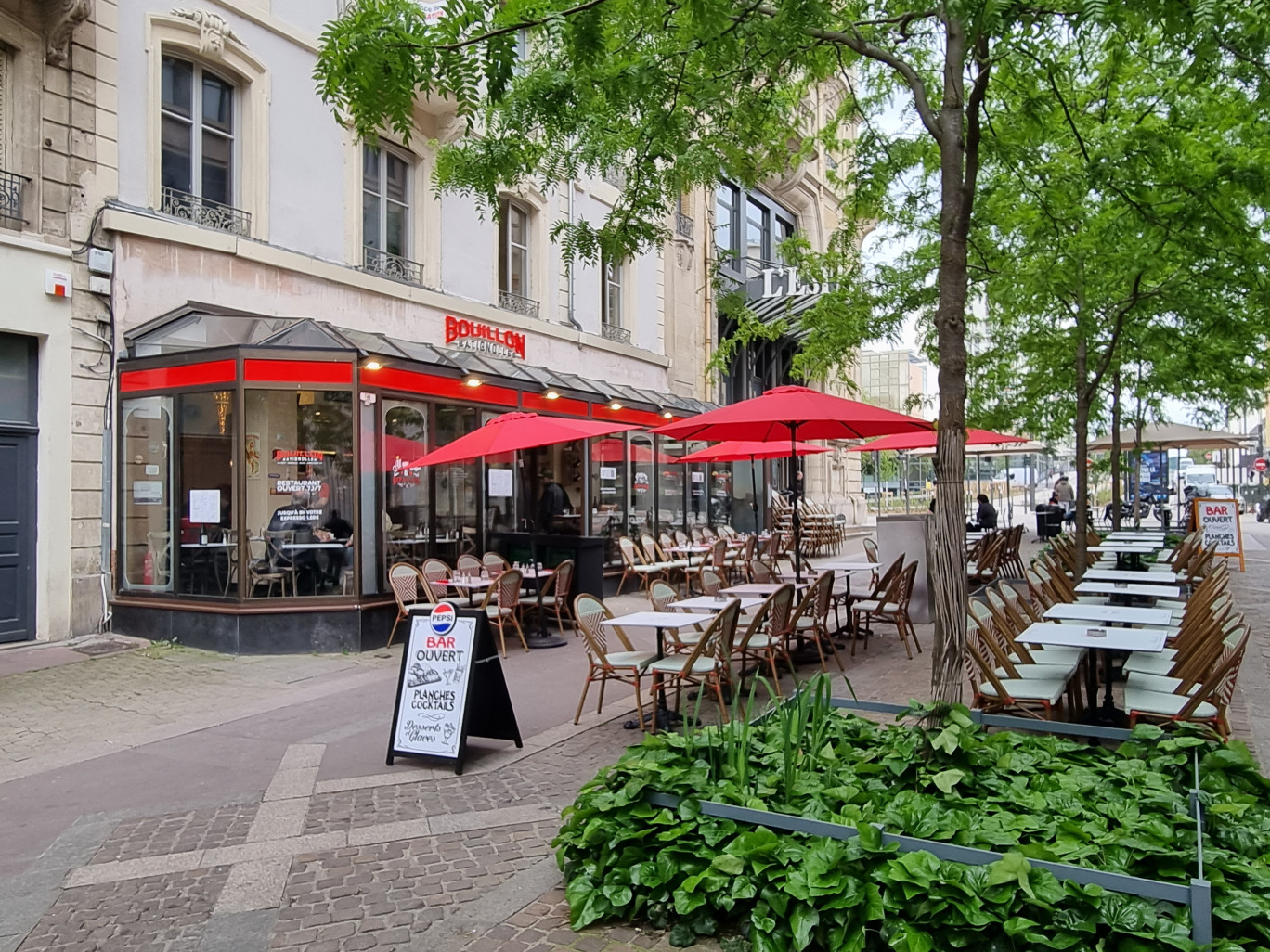 (c) Emmanuel Varrier. L’enseigne de restauration française Bouillon Batignolles, vient d’ouvrir un nouvel établissement à côté de la gare de Nancy