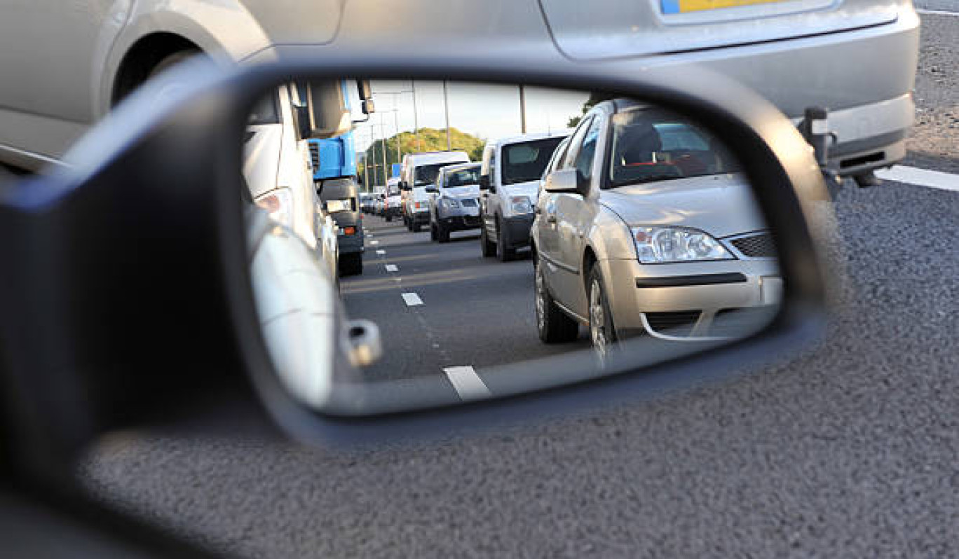 Les ZFE visent à interdire d'accès les centres des grandes villes à des voitures trop polluantes.