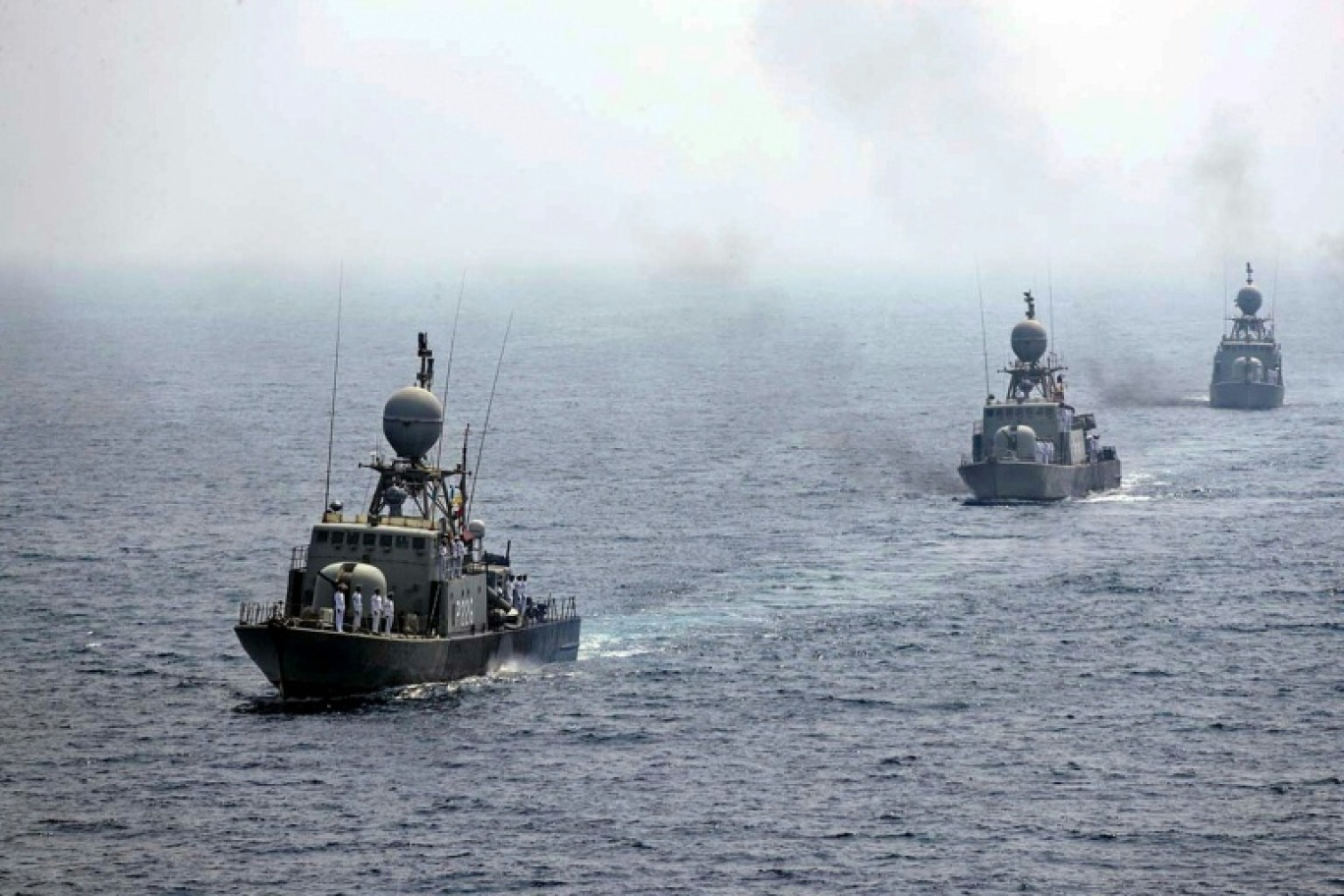 Photo fournie par le site officiel de l'armée iranienne, le 12 septembre 2020, de navires de la marine iranienne au dernier jour d'un exercice militaire dans le Golfe, près du détroit d'Ormuz, dans le sud de l'Iran © -