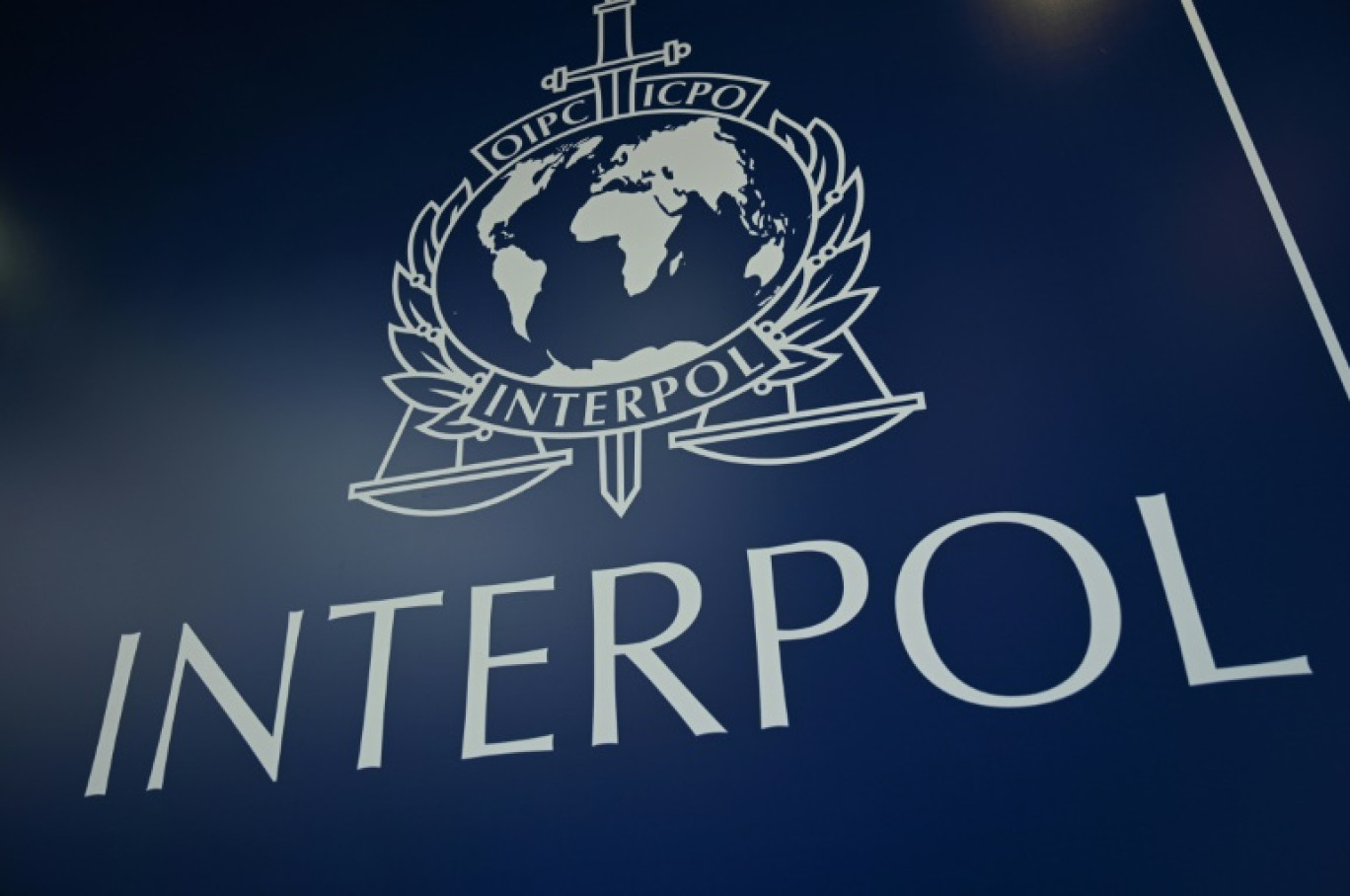 Les investigations en France sur des soupçons d'effacement de notices rouges d'Interpol pour des suspects en fuite ont connu une accélération avec l'interpellation aux Emirats arabes unis d'un ancien ministre de la Justice moldave et ex-président de la commission de contrôle des fichiers d'Interpol © Ozan KOSE