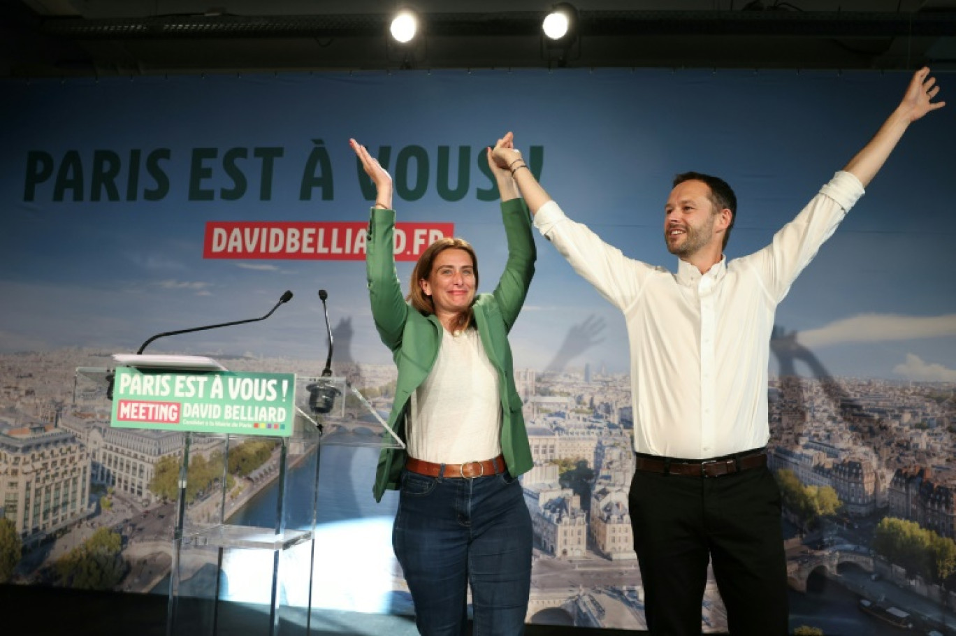 L'écologiste David Belliard lance sa campagne pour les municipales au côté de Marine Tondelier, le 23 juin 2025 à Paris © Alain JOCARD