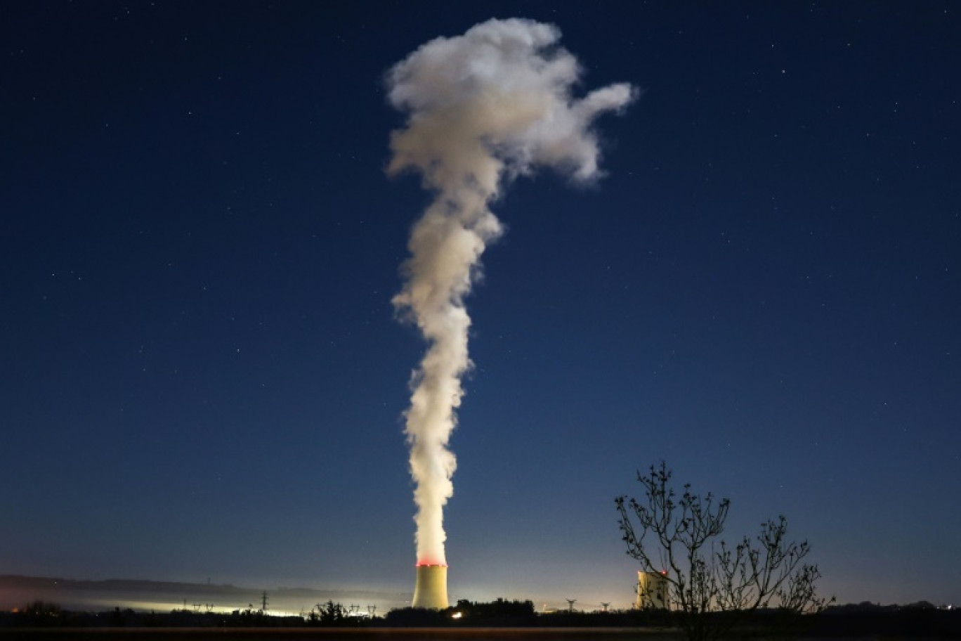 La centrale nucléaire de Golfech, dans le Sud-Ouest, le 3 janvier 2023 © CHARLY TRIBALLEAU