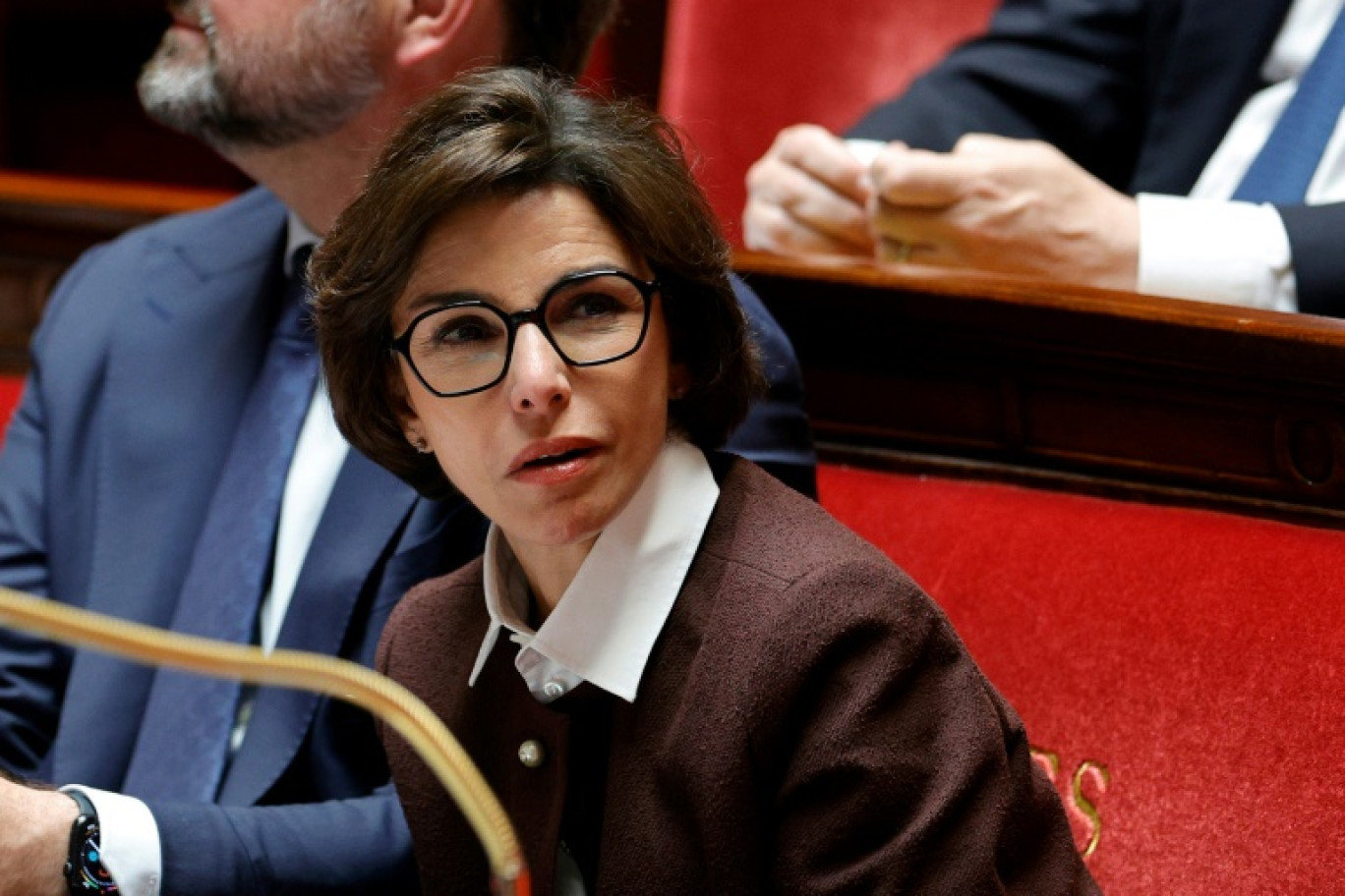 La ministre française de la Culture, Rachida Dati, assiste à une séance de questions au gouvernement à l'Assemblée nationale, à Paris, le 10 juin 2025 © GEOFFROY VAN DER HASSELT