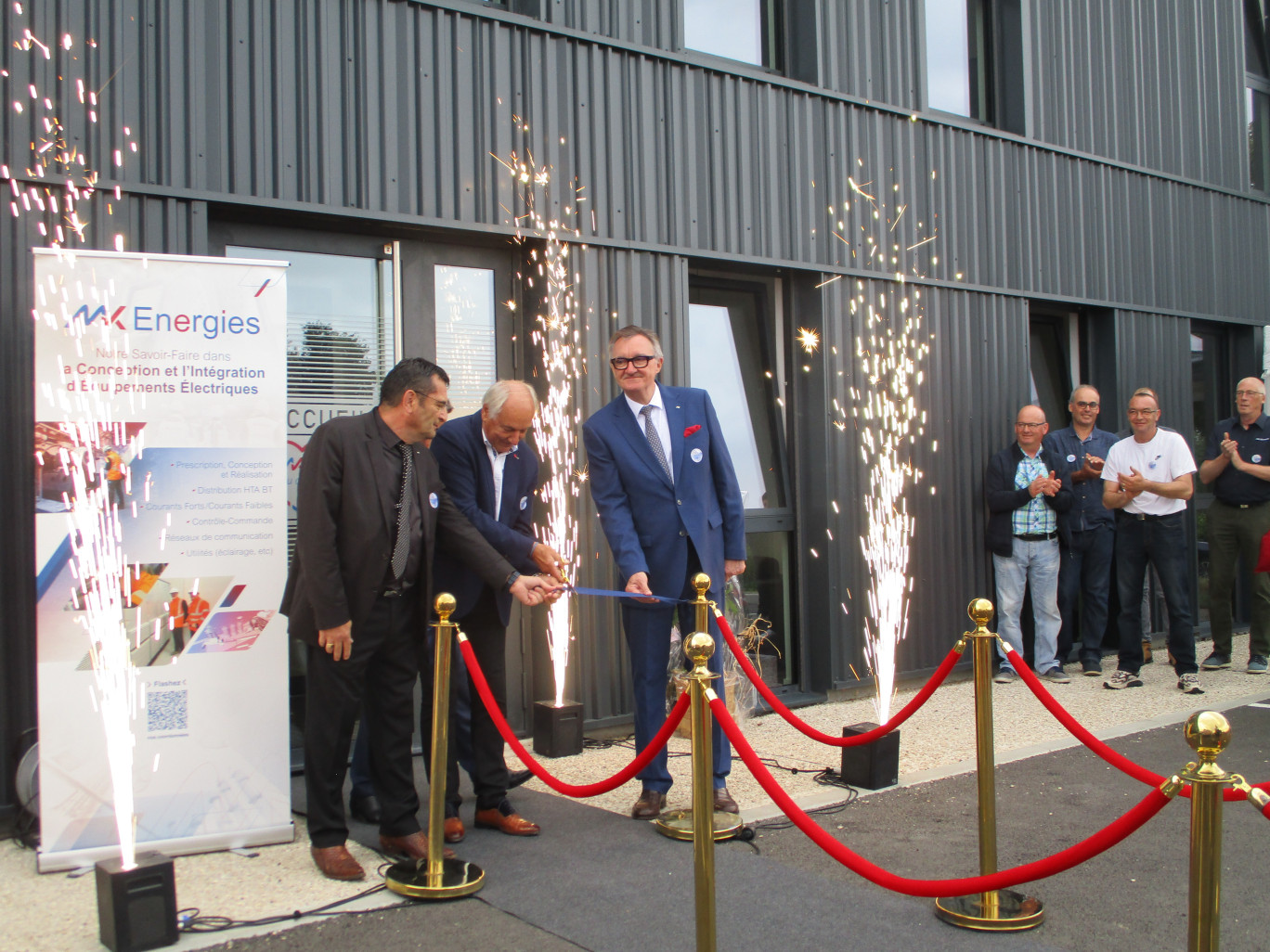 Une inauguration du nouveau bâtiment à Saint-Quentin forte en émotion pour le président fondateur Jack Manga et son fils Johan.