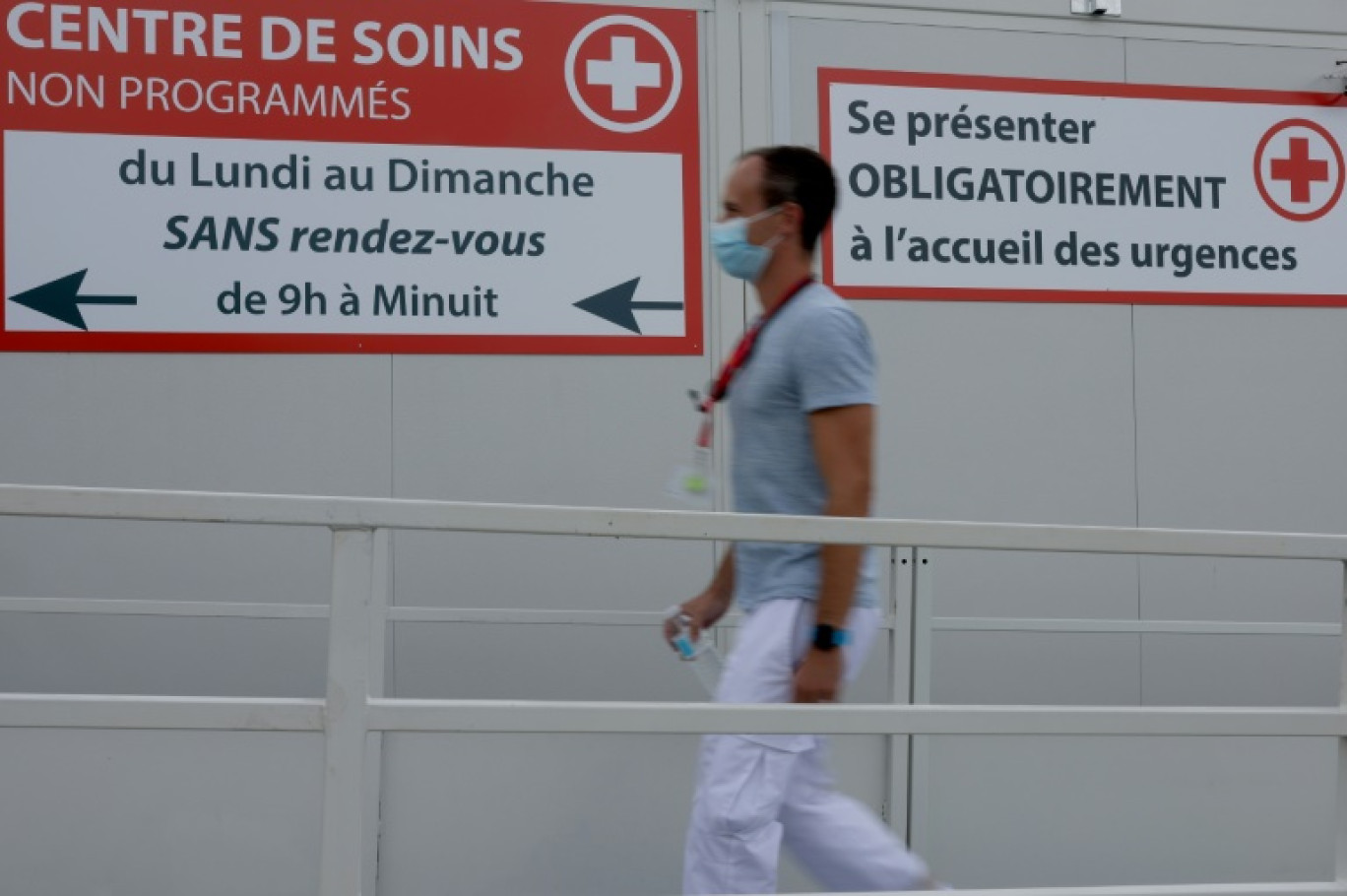 Les médecins hospitaliers attendent la revalorisation de leurs astreintes promise pour le 1er juillet 2025 © ROMAIN PERROCHEAU