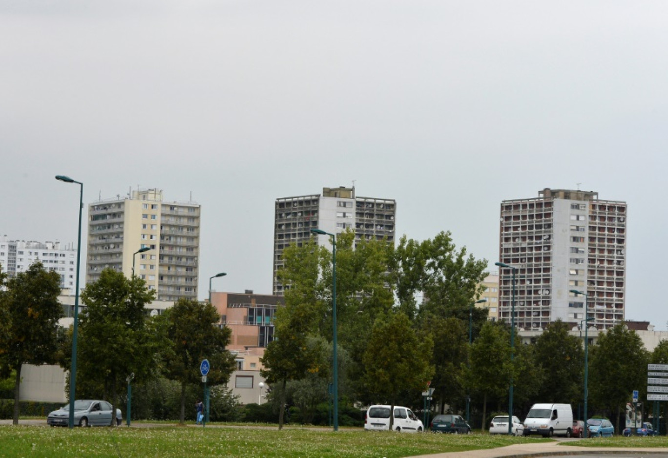 Des tours du quartier du Val Fourré, dont la tour Jupiter (au centre), le 5 septembre 2014 à Mantes-la-Jolie, dans les Yvelines. © MIGUEL MEDINA