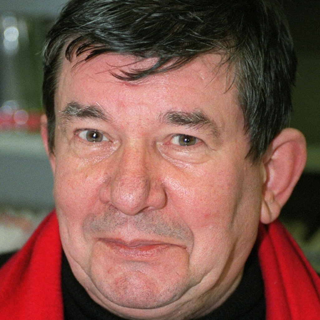 L'écrivain et historien Jean-Pierre Azema, le 30 novembre 2002 à Paris © PIERRE-FRANCK COLOMBIER