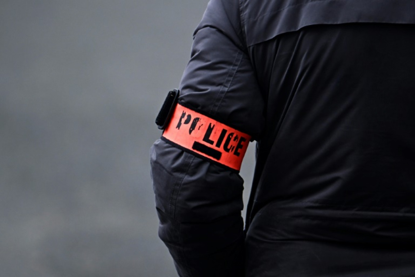 Quatre policiers ont été mis en examen vendredi 18 juillet 2025 et placés sous contrôle judiciaire pour violences et faux en écriture, après qu'un adolescent les a accusés de passage à tabac dans la nuit du 14 juillet © JULIEN DE ROSA
