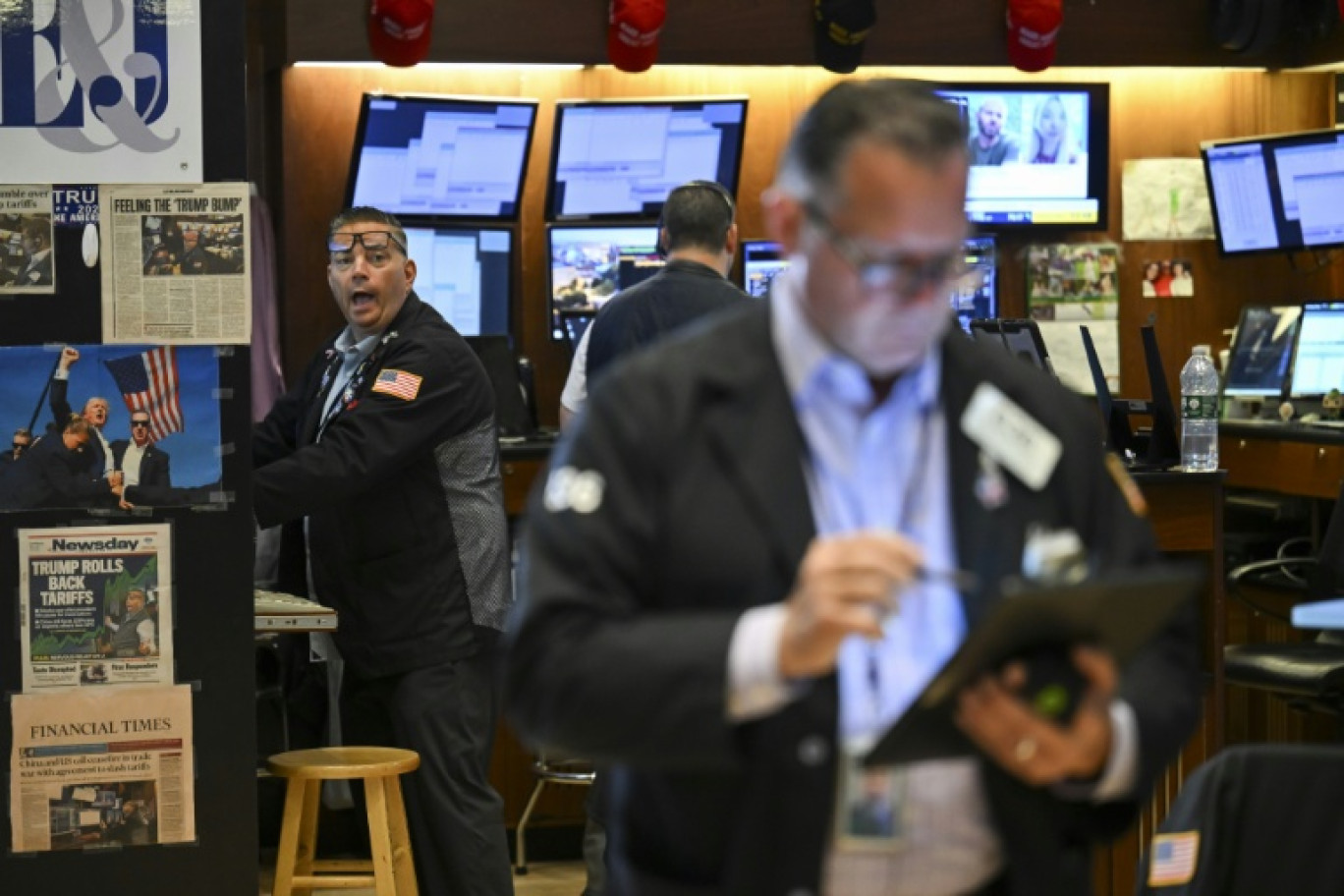 Des opérateurs à la Bourse de New York, le 18 juillet 2025 © ANGELA WEISS
