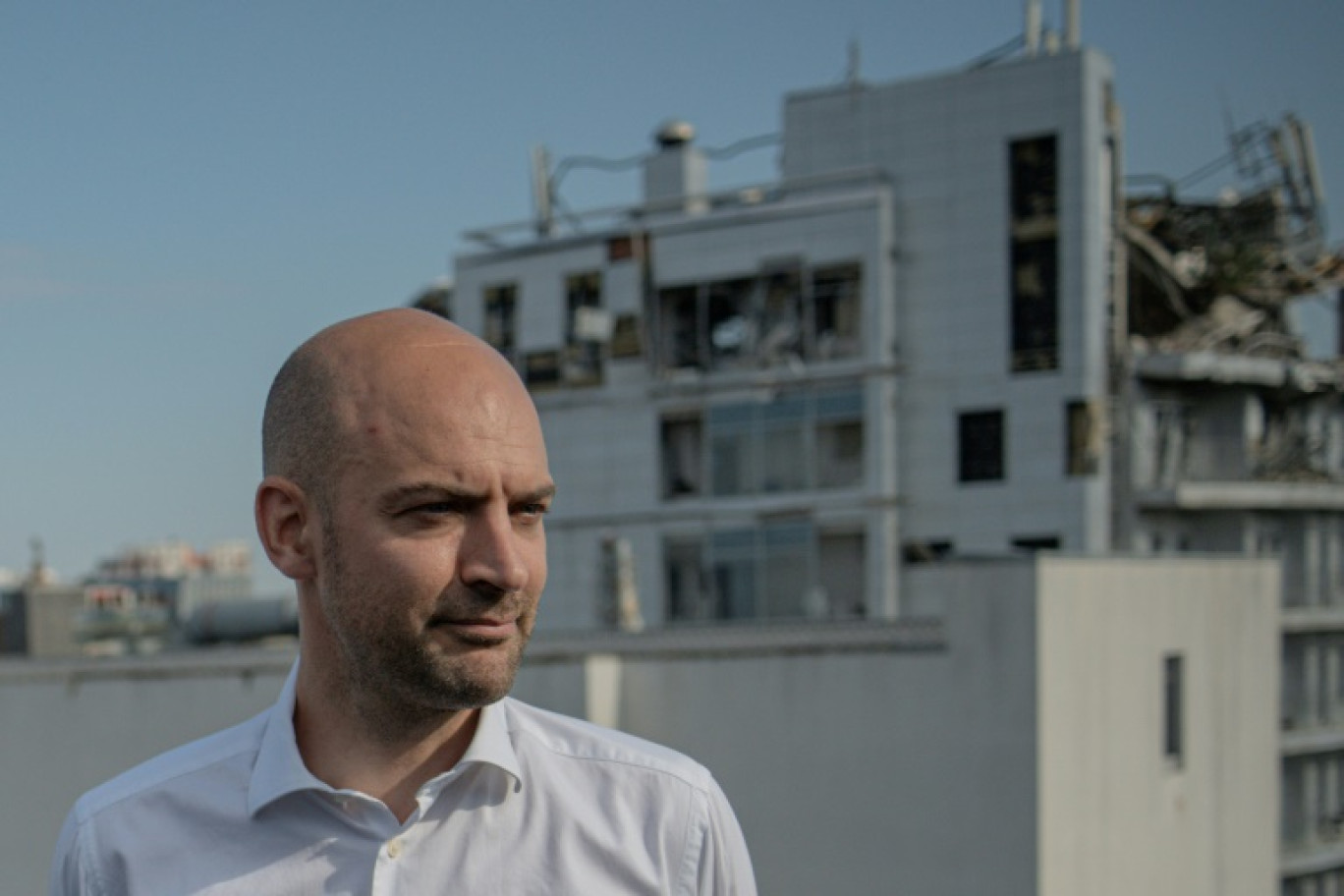 Le ministre français des Affaires étrangères Jean-Noël Barrot à Kharkiv, le 22 juillet 2025 en Ukraine © Ivan SAMOILOV